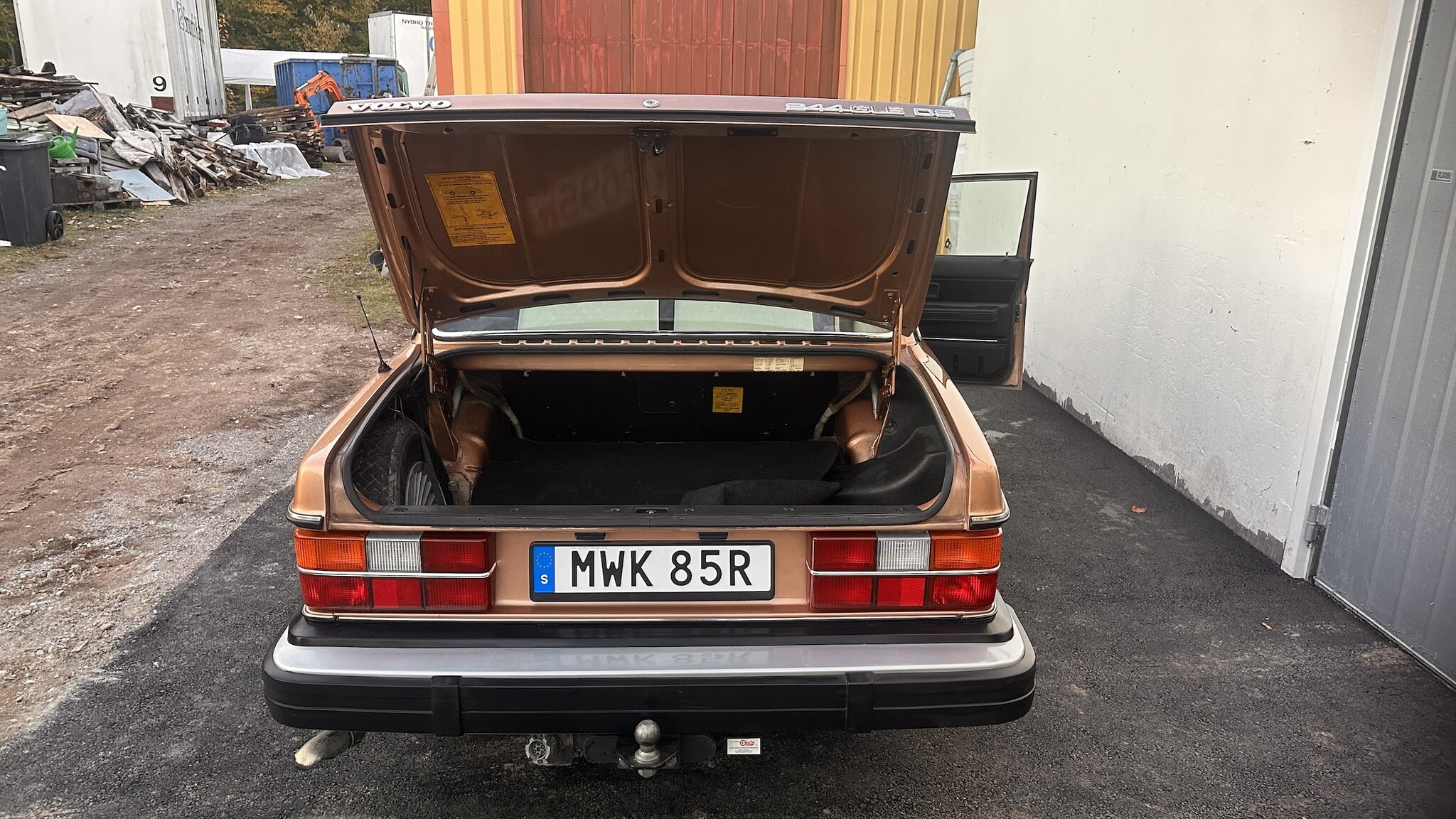 Interiörbild 1981 Volvo 244 GLE D6