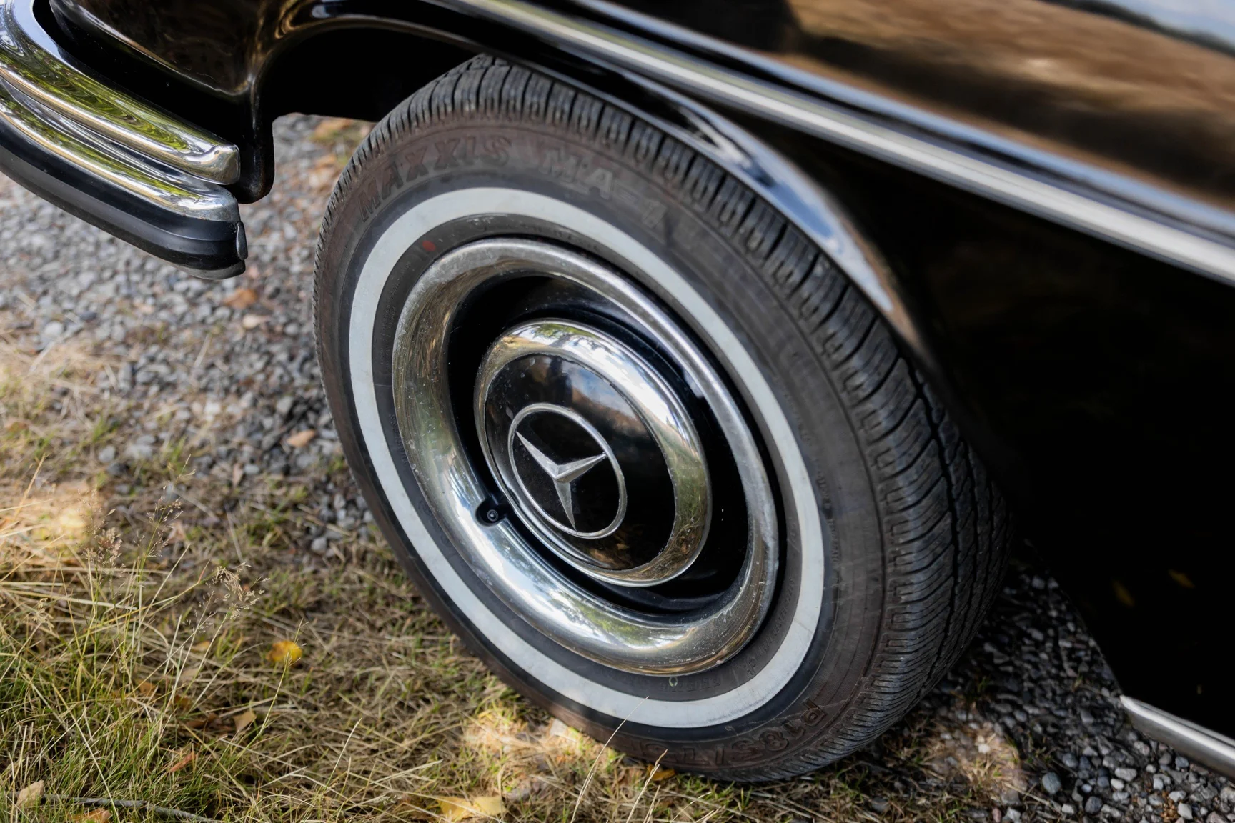 Aussenfoto 1967 Mercedes-Benz 250 S (42)