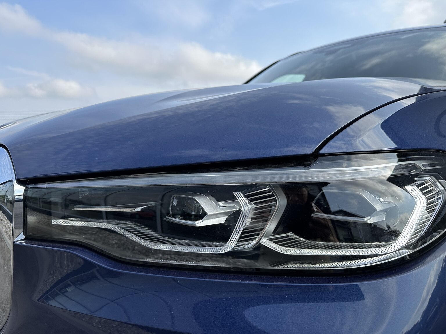 Exterior image of 2022 ALPINA XB7