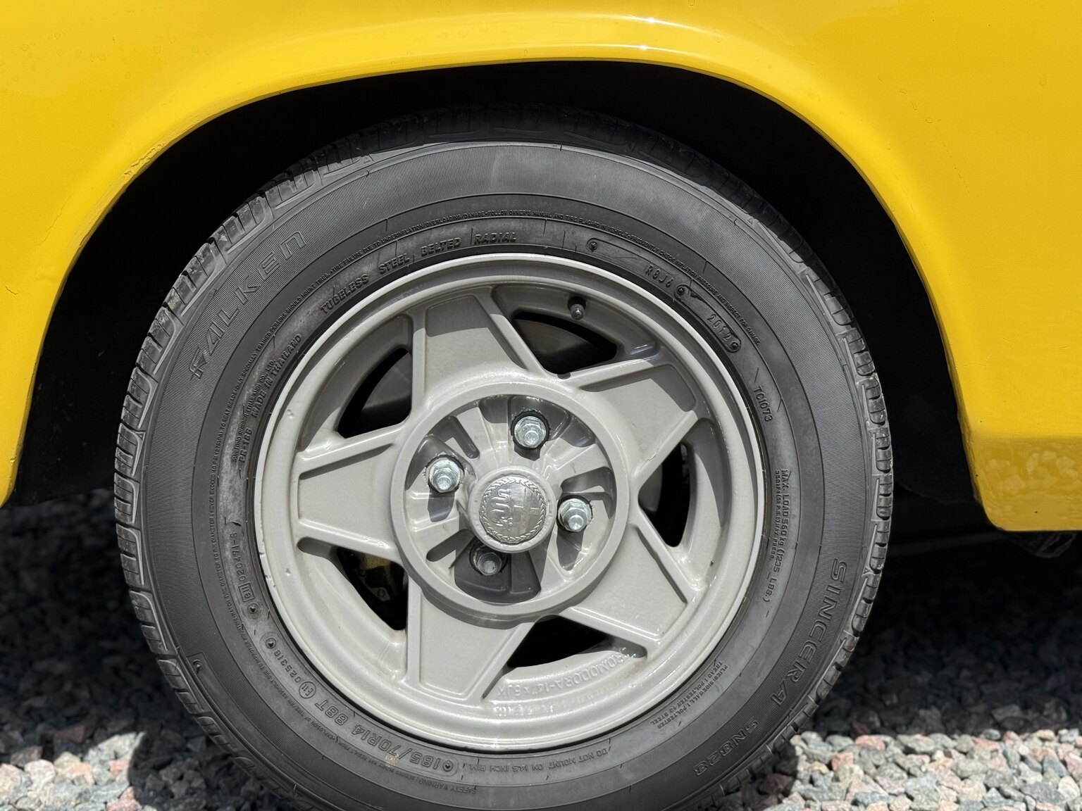 Exterior image of 1974 Alfa Romeo GT 1600 Junior