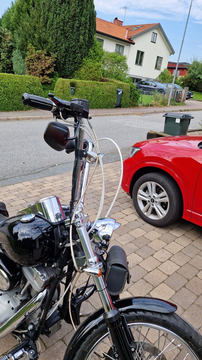 Exterior image of 2000 Harley-Davidson Softail Standard 1.4 Twin Cam 88B