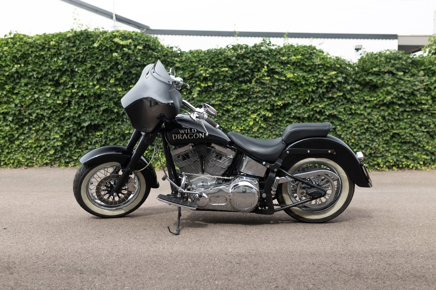 Exterior image of 2014 Harley Davidson Custom