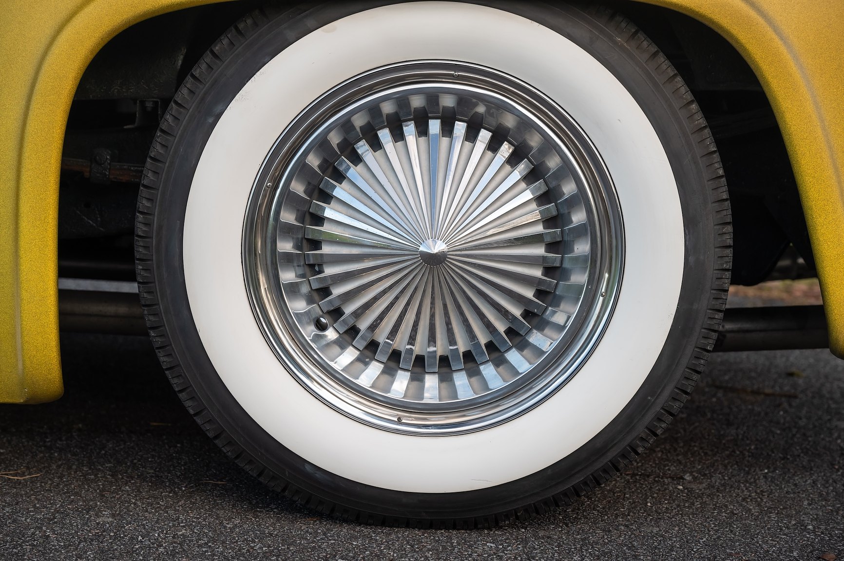 Exteriörbild på 1955 Ford F-100 Kustom