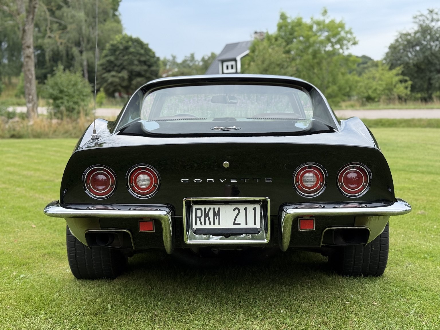 Exterior image of 1973 Chevrolet Corvette Stingray