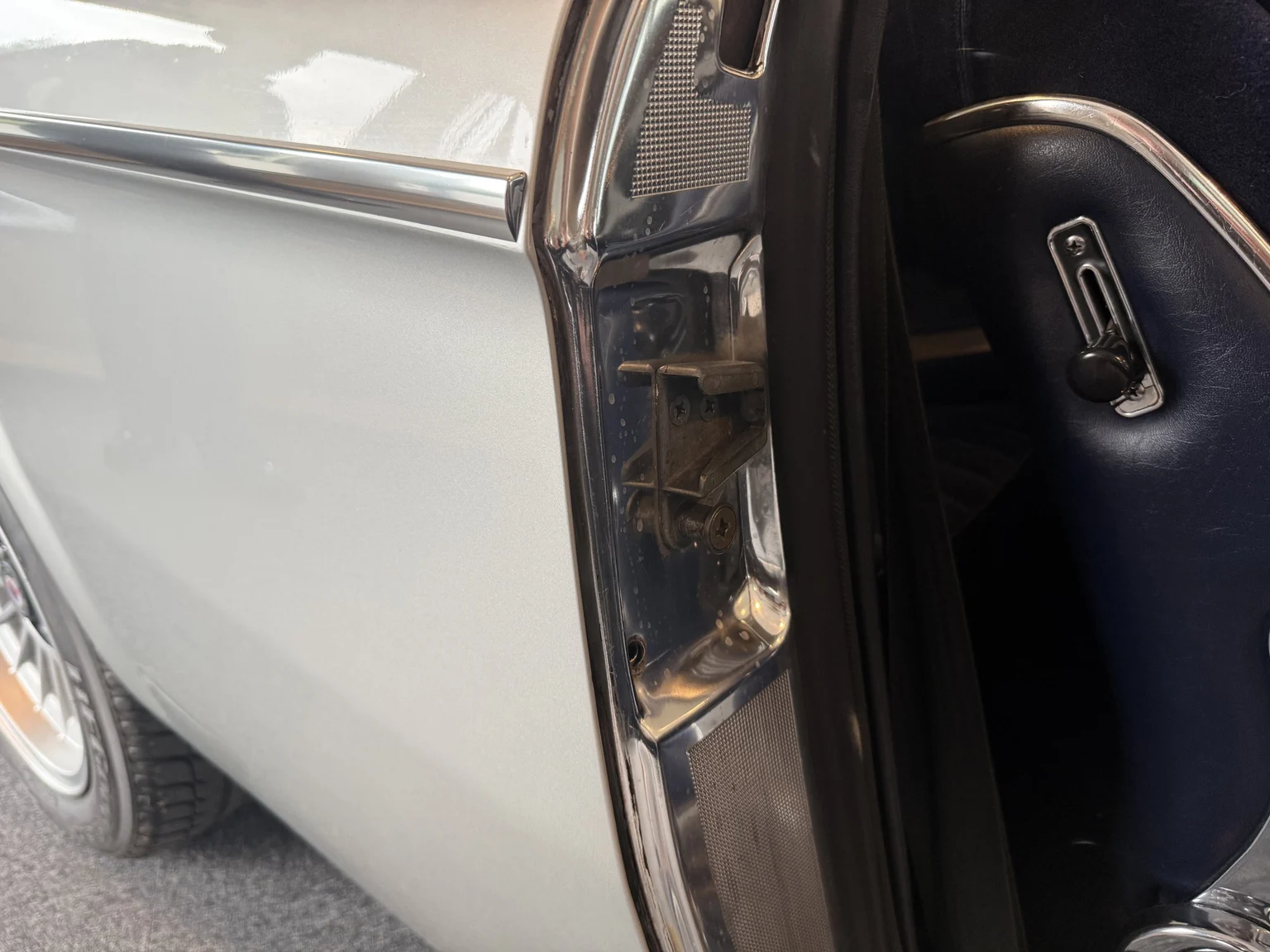 Innenraumfoto von 1972 BMW E9 3.0 CSI (34)