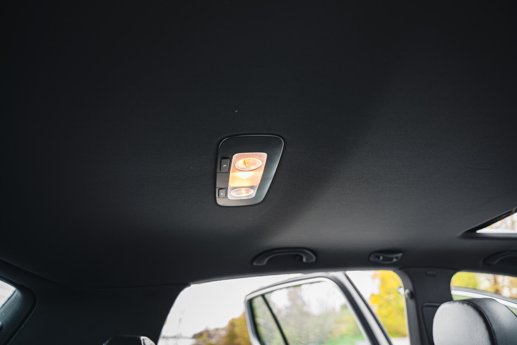 Innenraumfoto von 2007 Volkswagen Golf R32 (95)