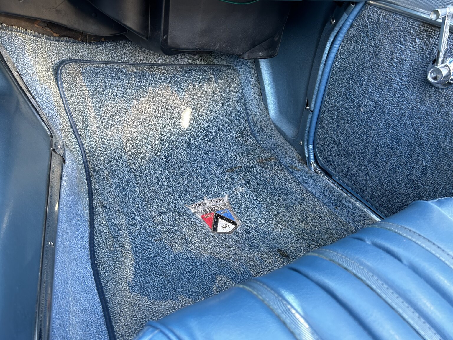 Interior image of 1962 Ford Galaxie 500 XL Sunliner