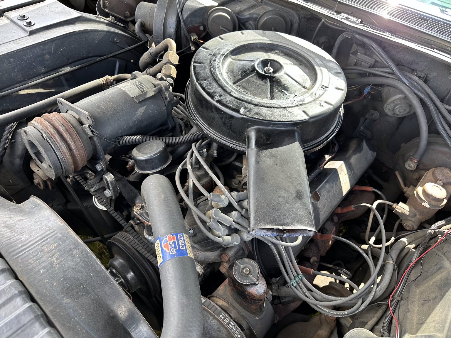 Image of 1964 Cadillac Fleetwood Seventy-Five Limousine mechanics (5)