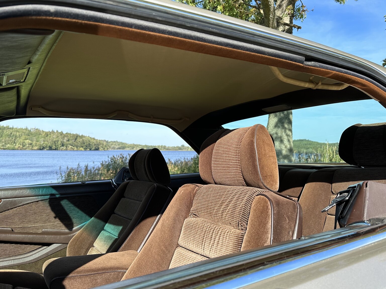 Aussenfoto 1986 Mercedes-Benz 500 SEC (36)
