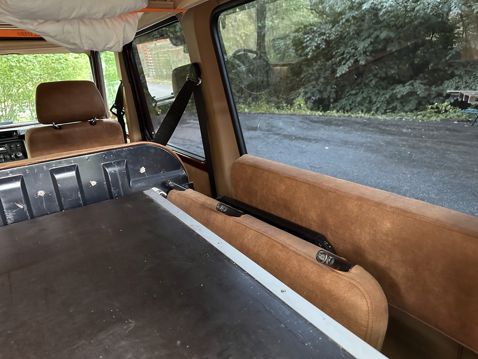 Interiörbild 1986 Mercedes 280 GE (62)