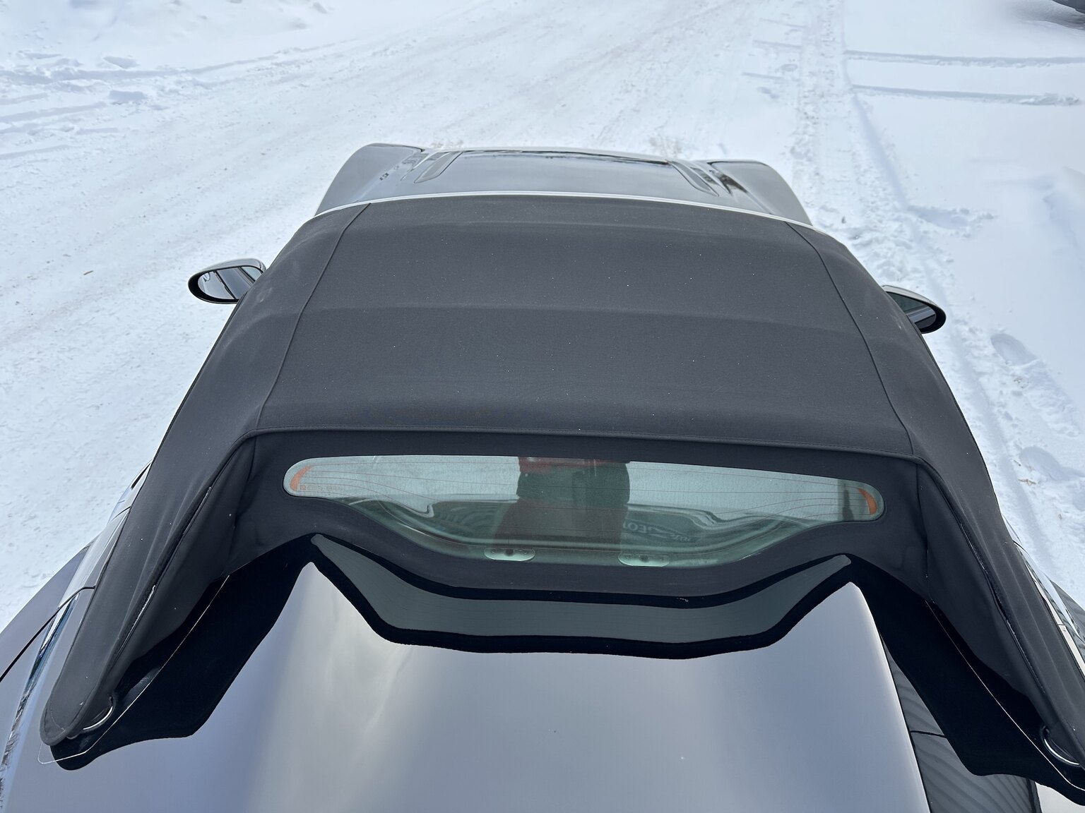 Exterior image of 2007 Opel Roadster GT