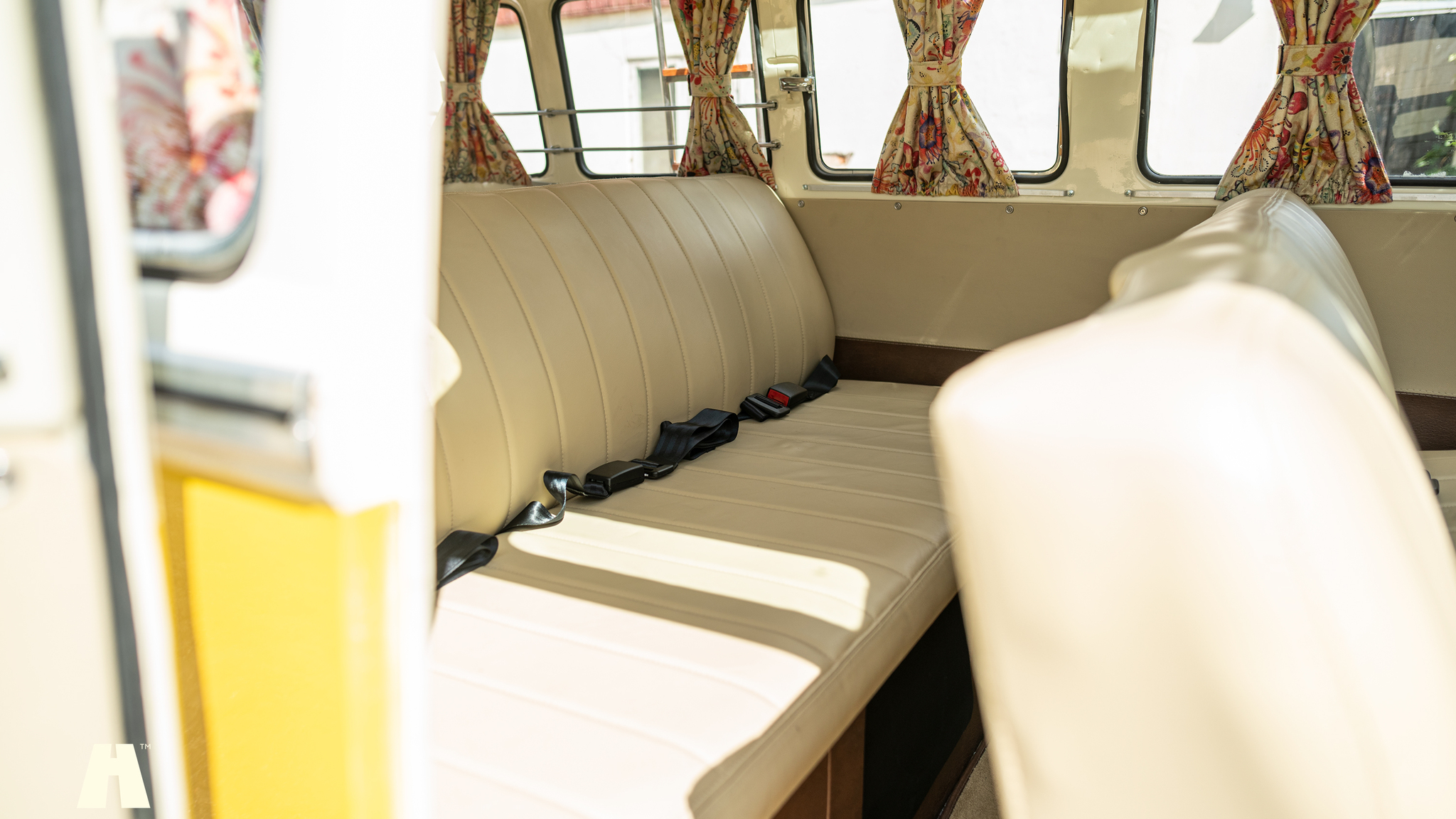 Innenraumfoto von 1974 Volkswagen T1 Split Window  