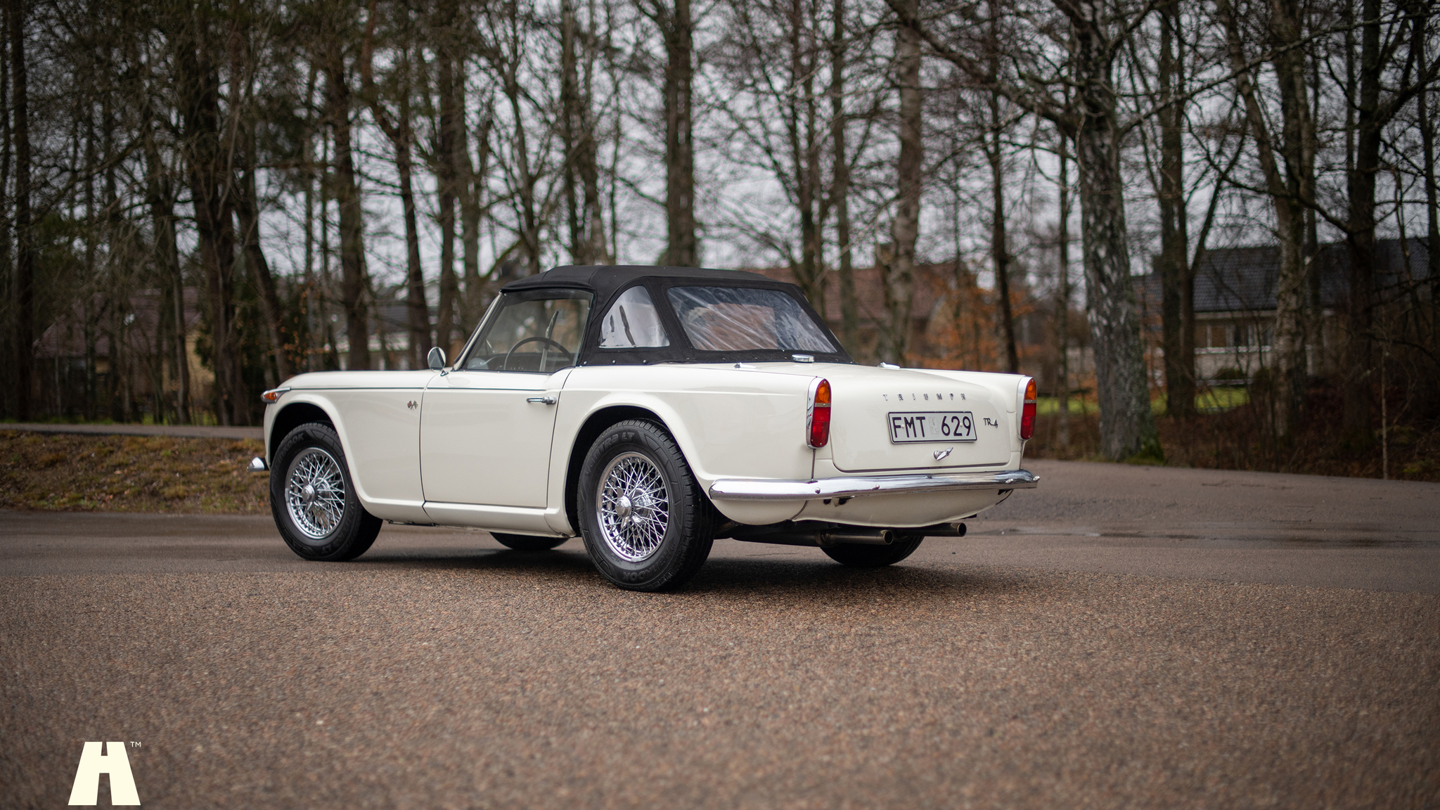Aussenfoto 1966 Triumph TR4 A
