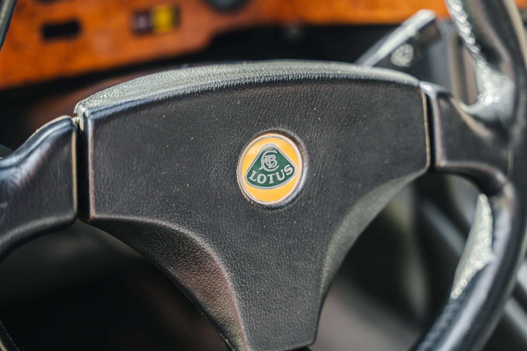 Innenraumfoto von 1992 Lotus Esprit Turbo High-Wing