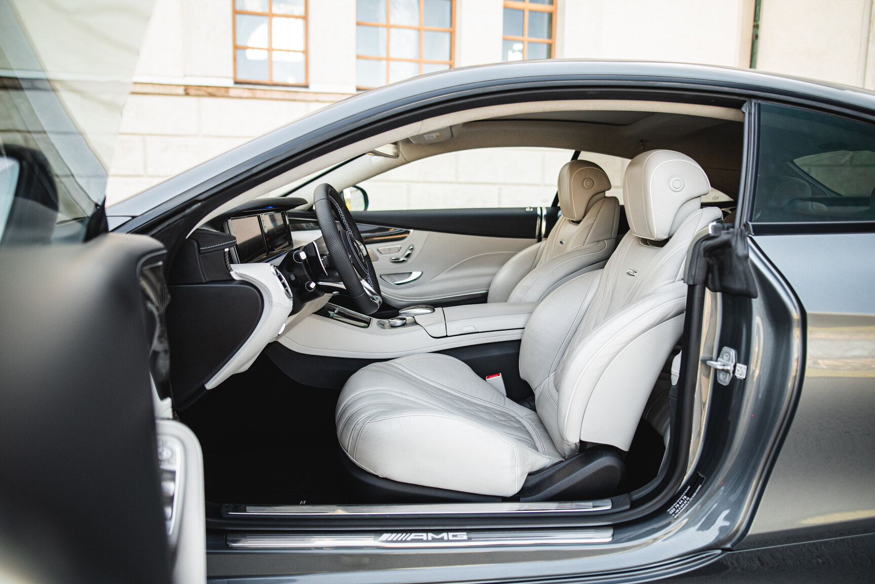 Interior image of 2016 Mercedes-Benz S63 AMG 4MATIC Coupé