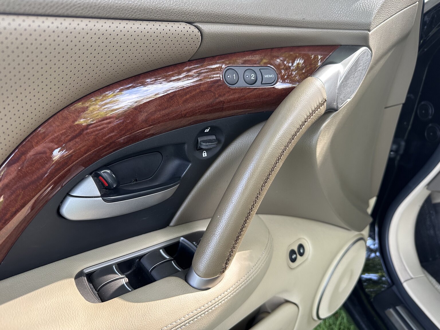 Interiörbild 2007 Honda Legend (7)