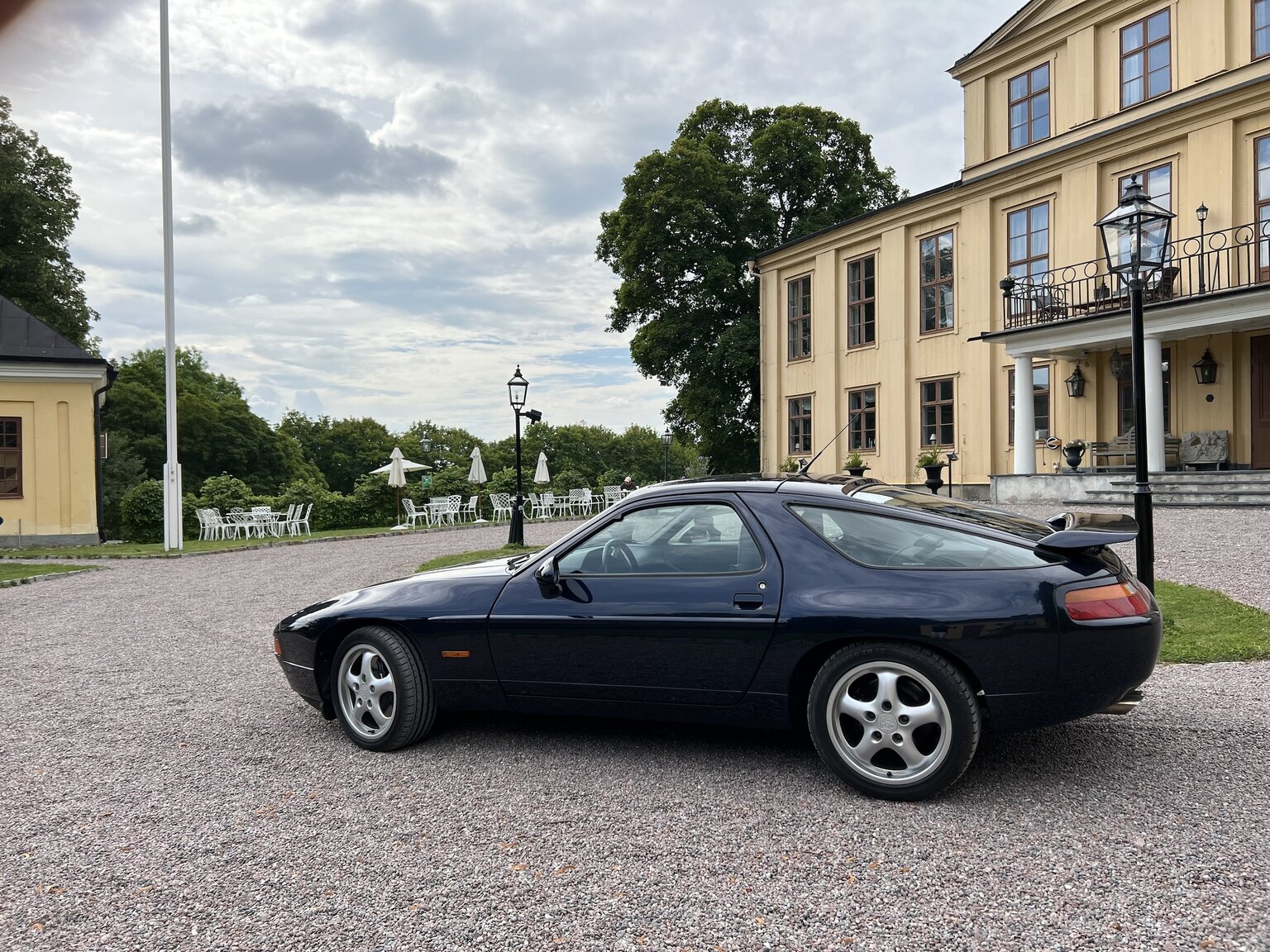 Exteriörbild på 1993 Porsche 928 GTS