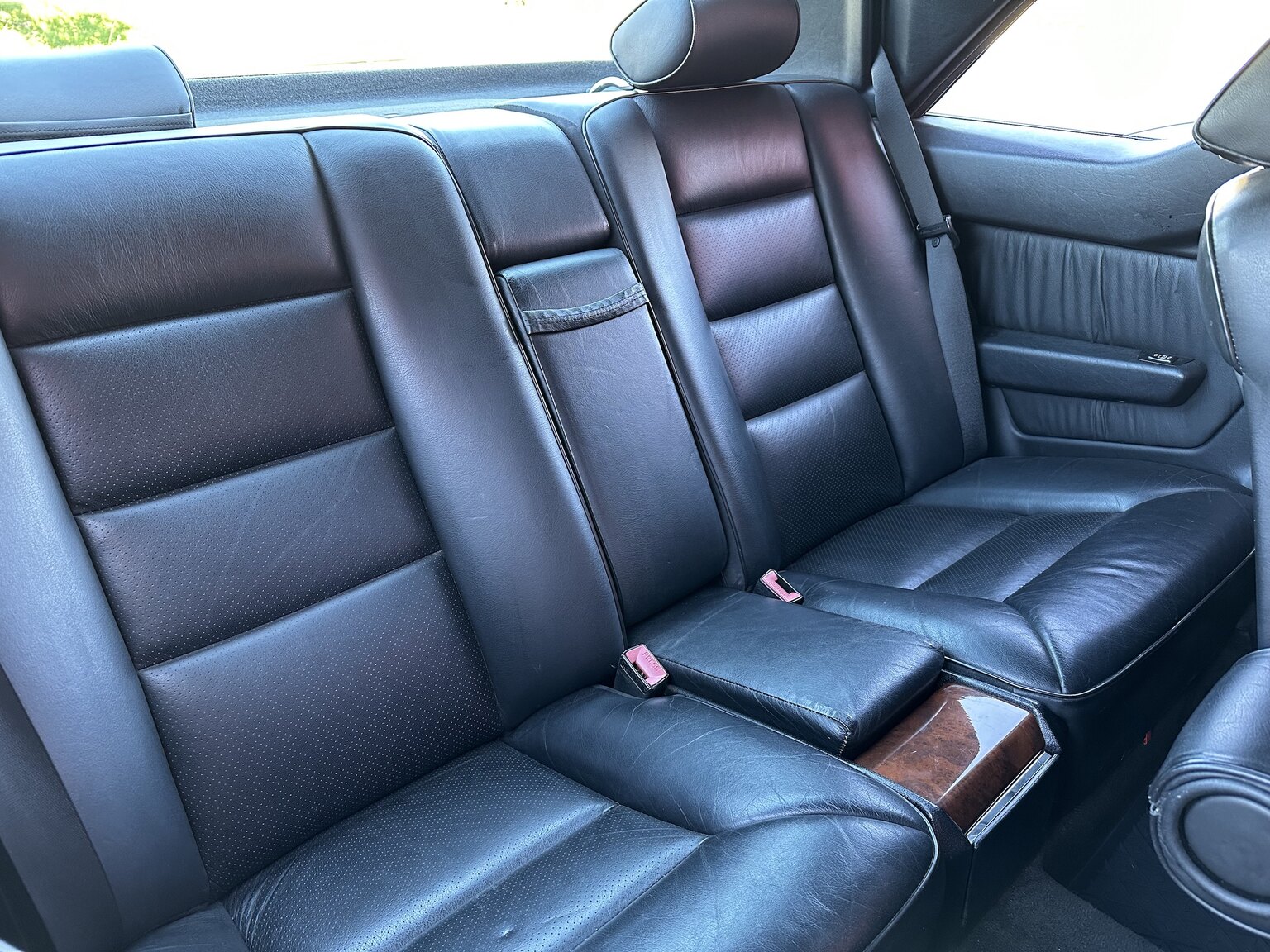 Interiörbild 1990 Mercedes-Benz 300 CE 24V