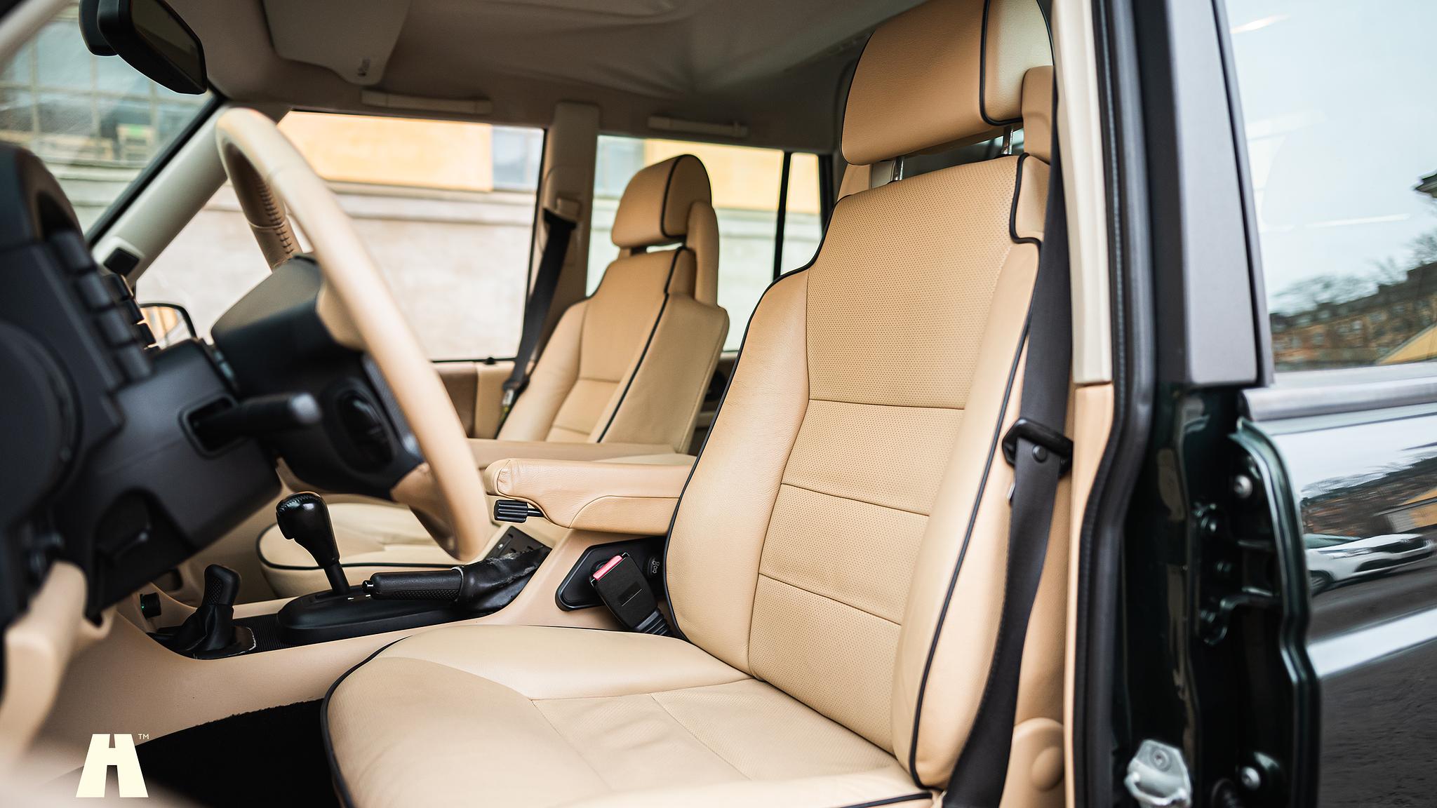 Innenraumfoto von 2003 Land Rover Discovery II, 2003