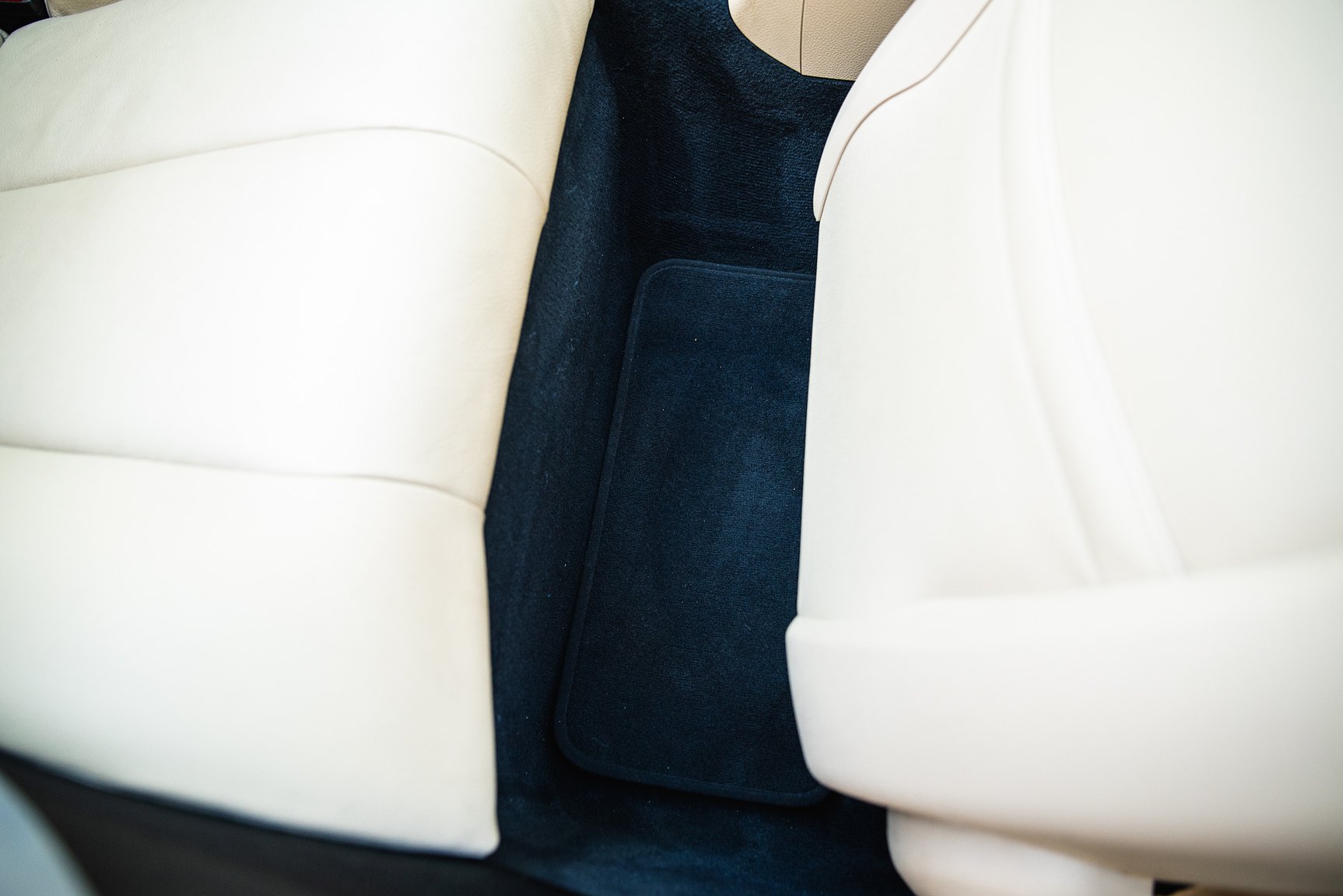 Interior image of 2018 BMW 430i xDrive Convertible
