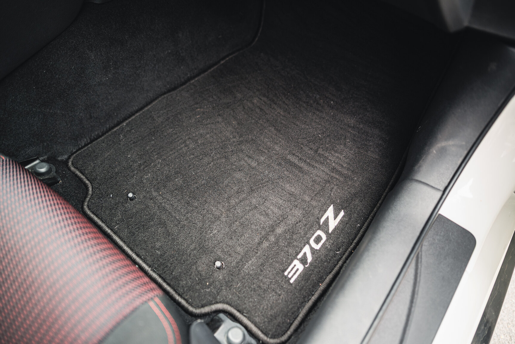 Interior image of 2014 Nissan 370Z Nismo