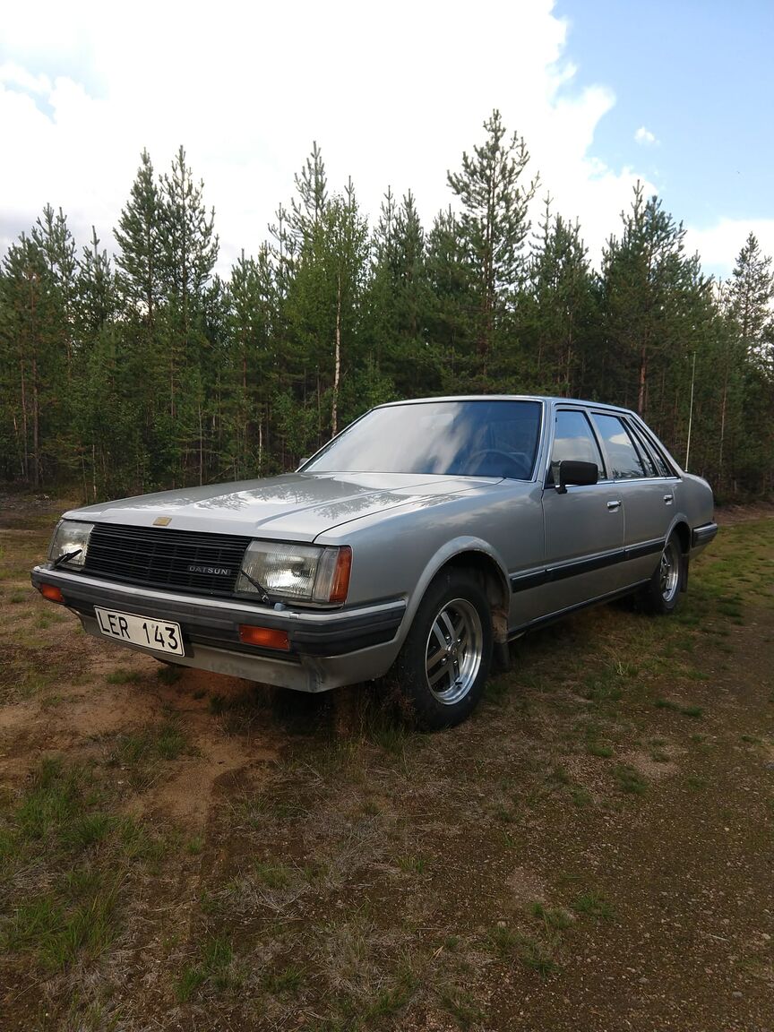 Exteriörbild på 1983 Datsun Laurel