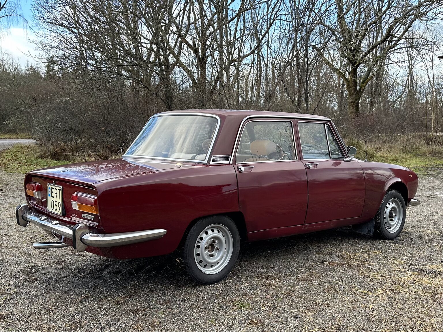 Exterior image of 1973 Alfa Romeo Berlina 2000