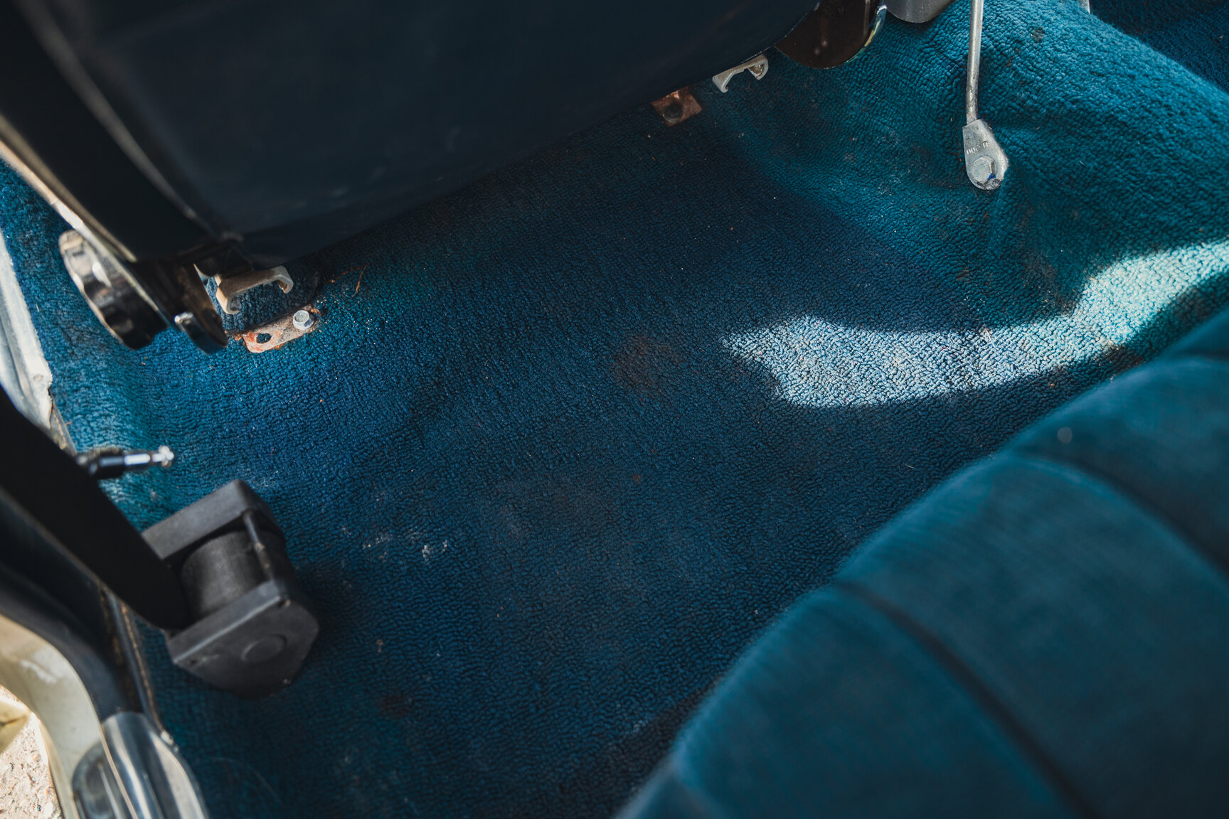 Interior image of 1973 Opel Diplomat V8