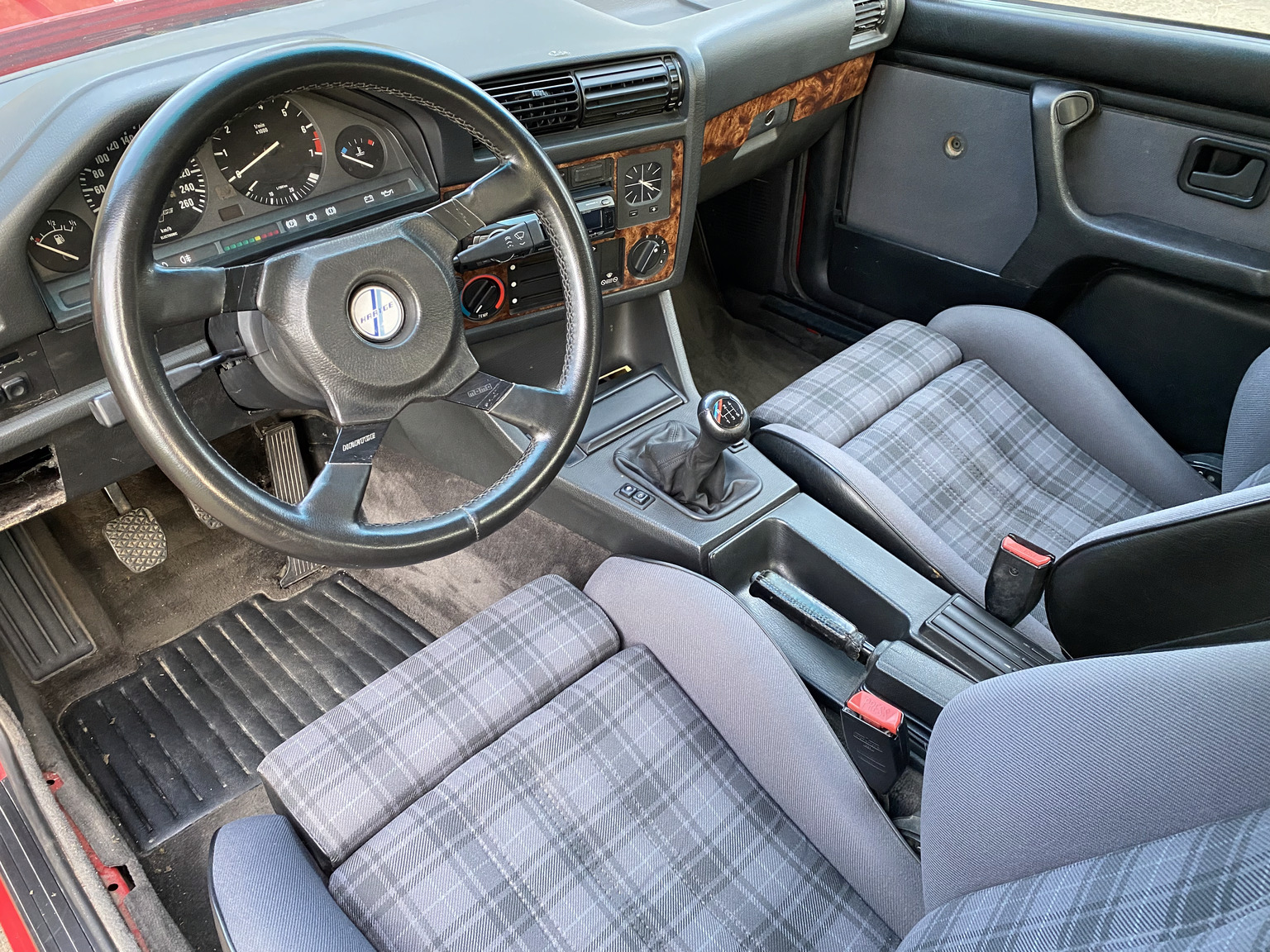 Interior image of 1986 BMW E30 H35 Hartge