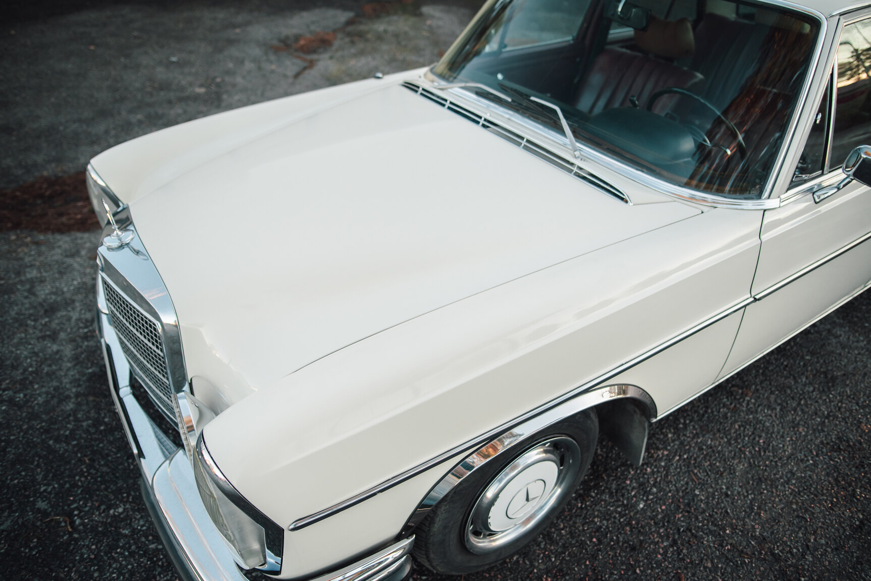 Exterior image of 1967 Mercedes-Benz 250 S