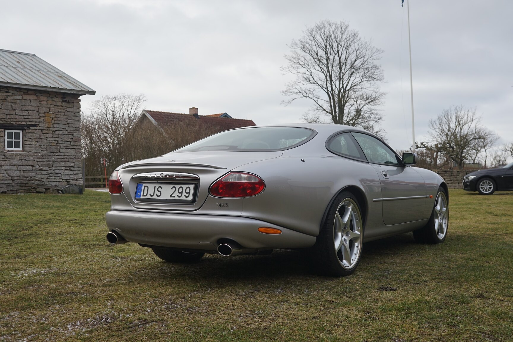Exterior image of 2001 Jaguar XKR Silverstone