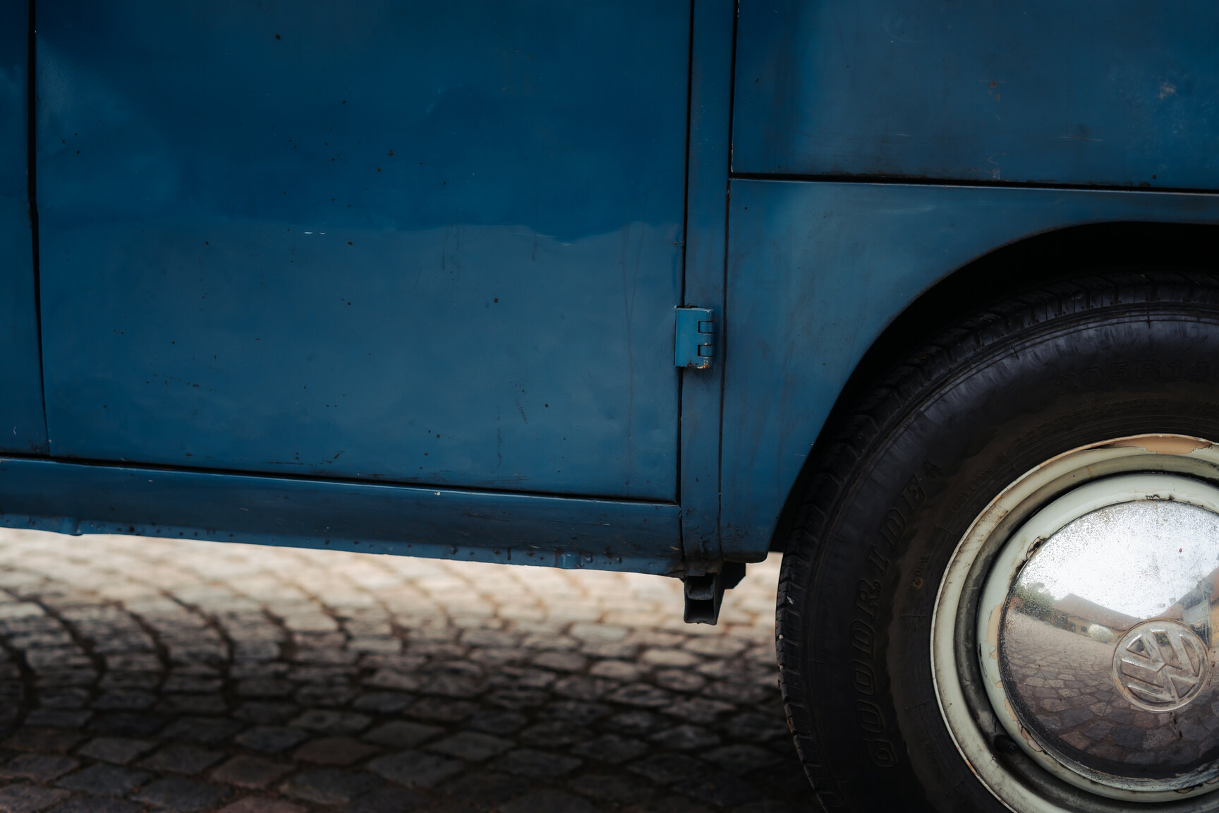 Aussenfoto 1964 Volkswagen Kleinbus Transporter 1500 Deluxe “21-fönsters Samba”