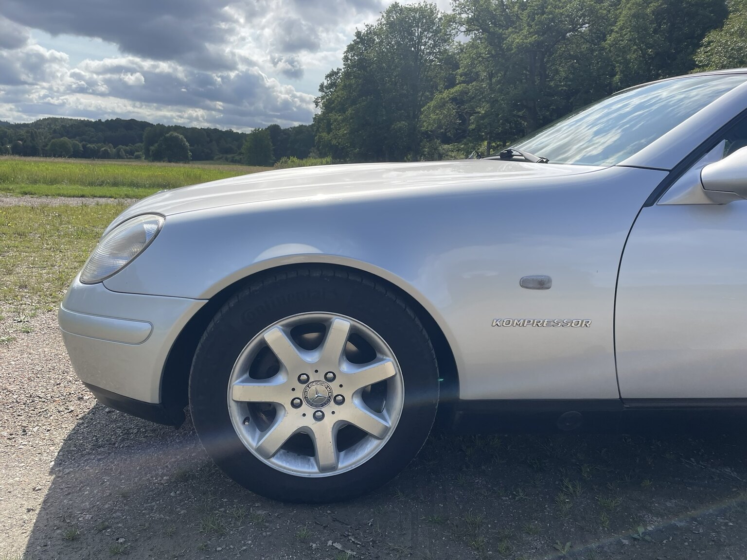 Exteriörbild på 1998 1998 MERCEDES BENZ SLK 230 