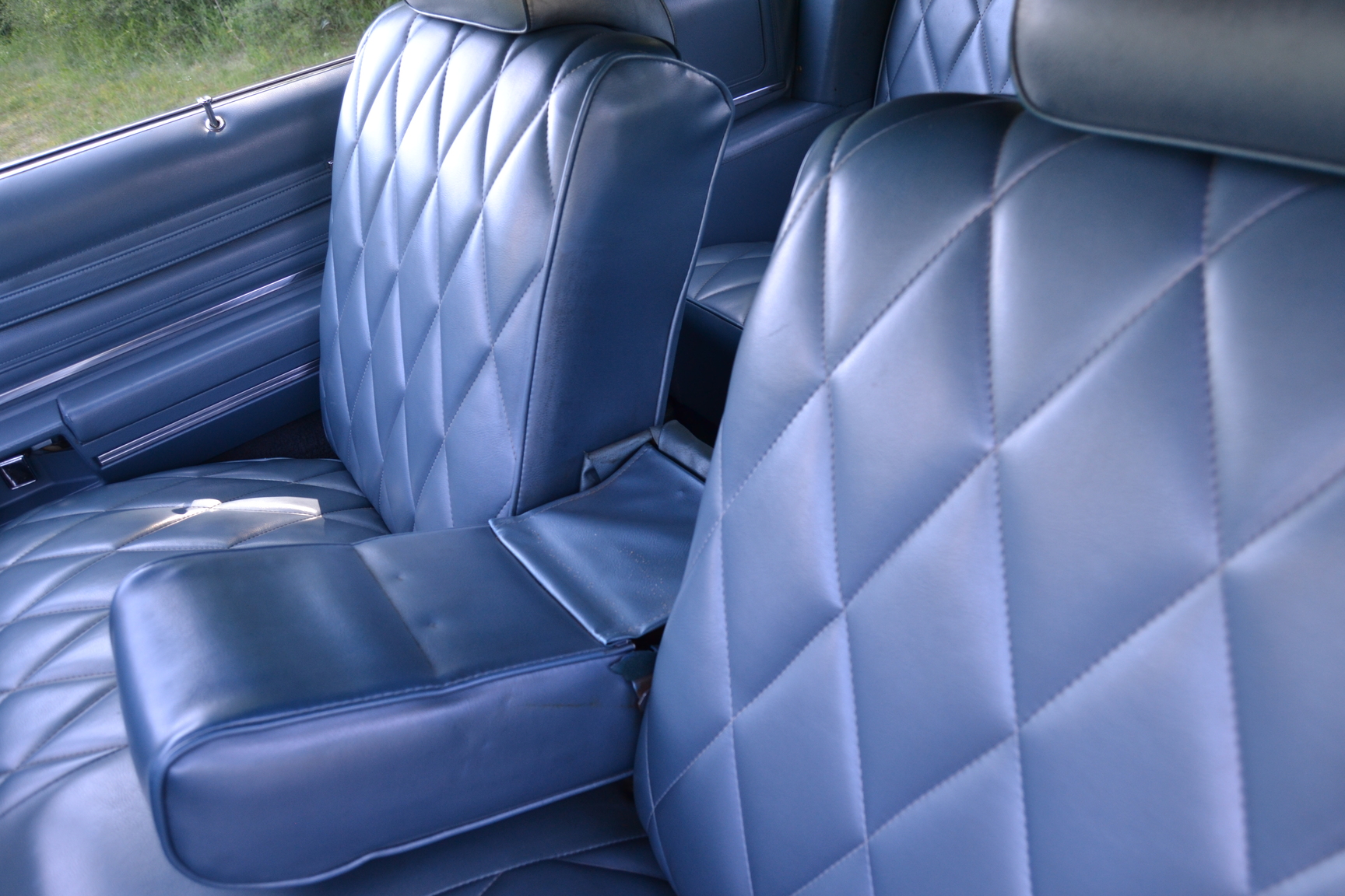 Innenraumfoto von 1970 Oldsmobile Ninety eight Convertible (12)