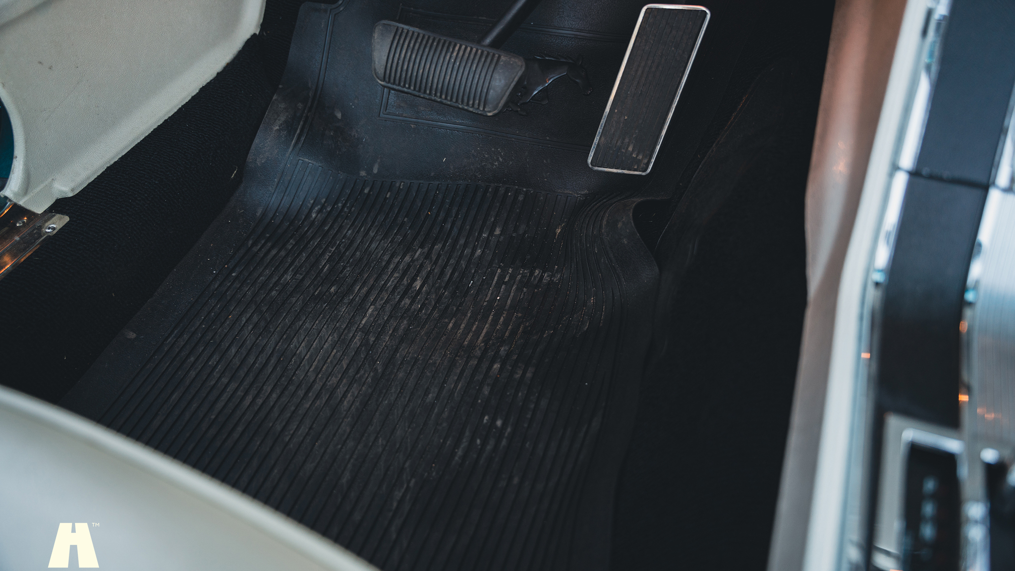 Interiörbild 1965 Ford Mustang Cabriolet (43)