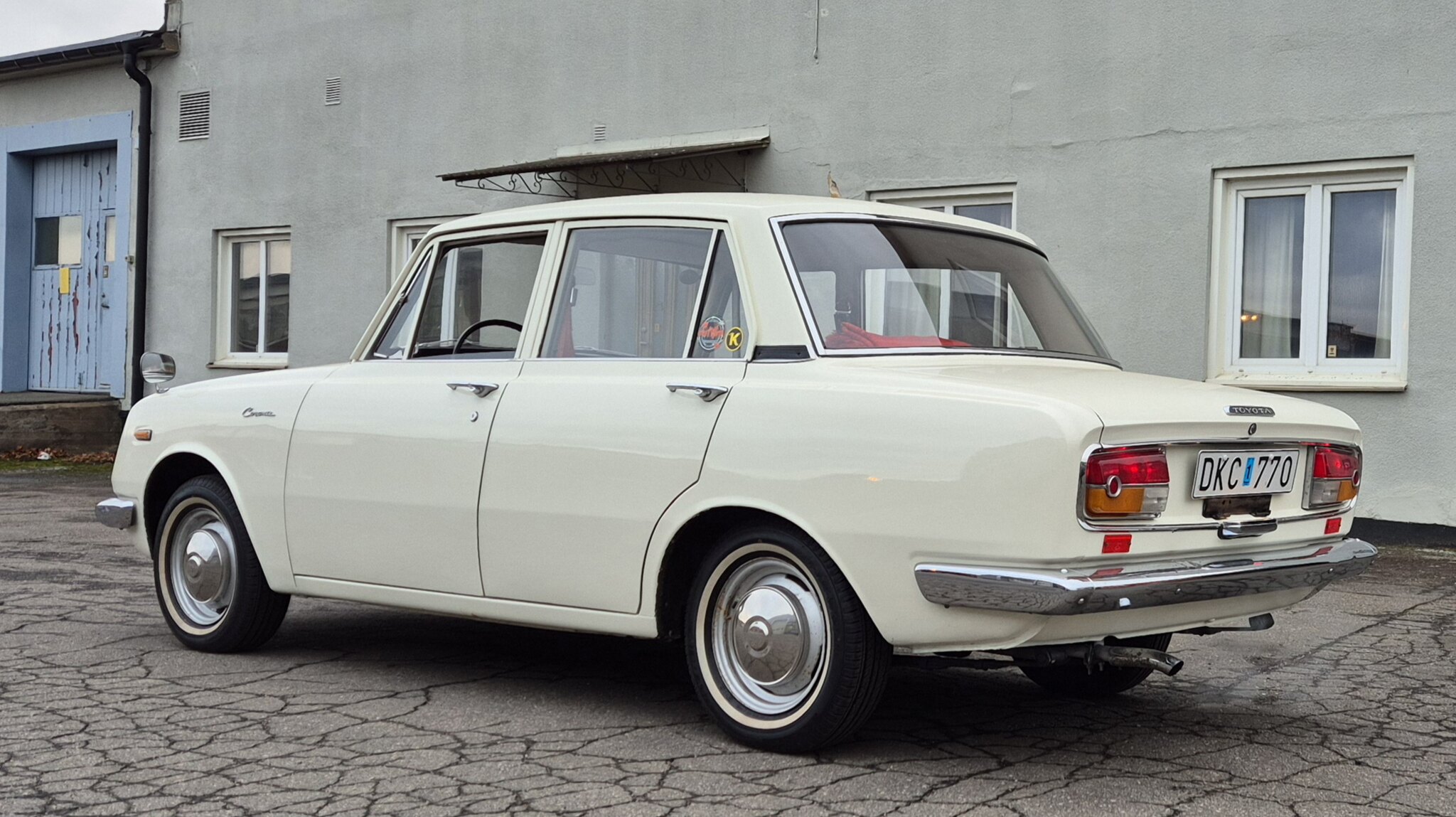 Exteriörbild på 1967 Toyota Corona