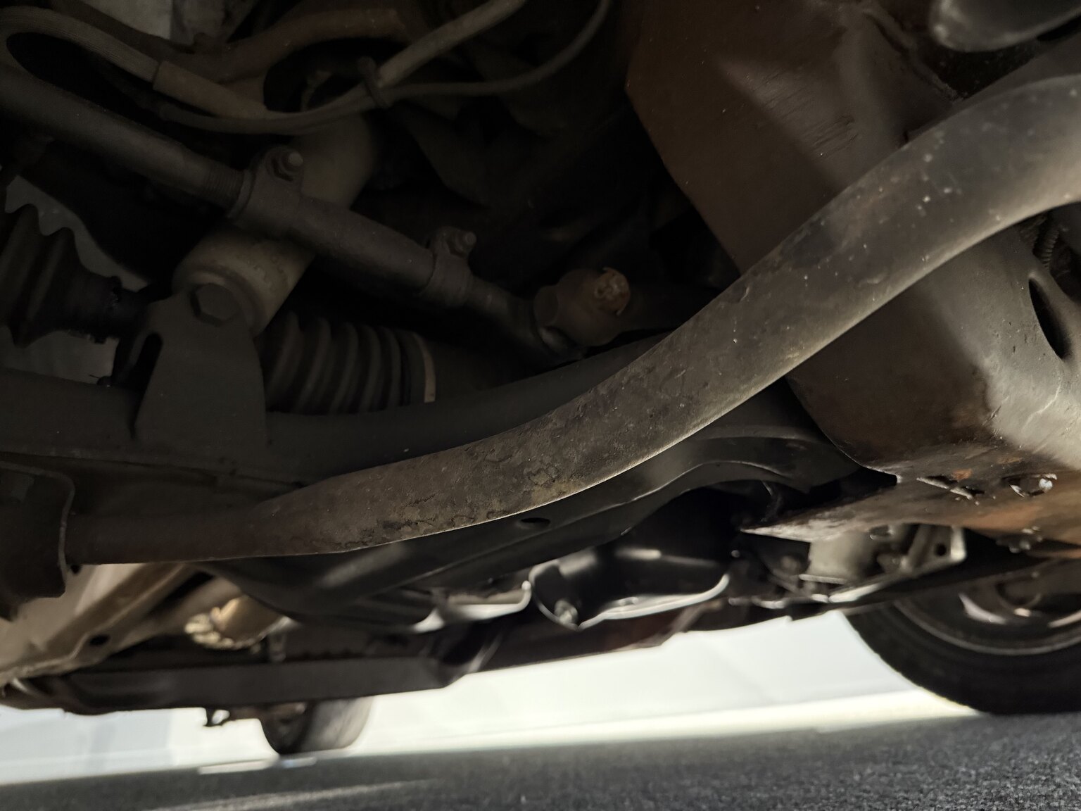 Image of 1992 GMC Typhoon  mechanics