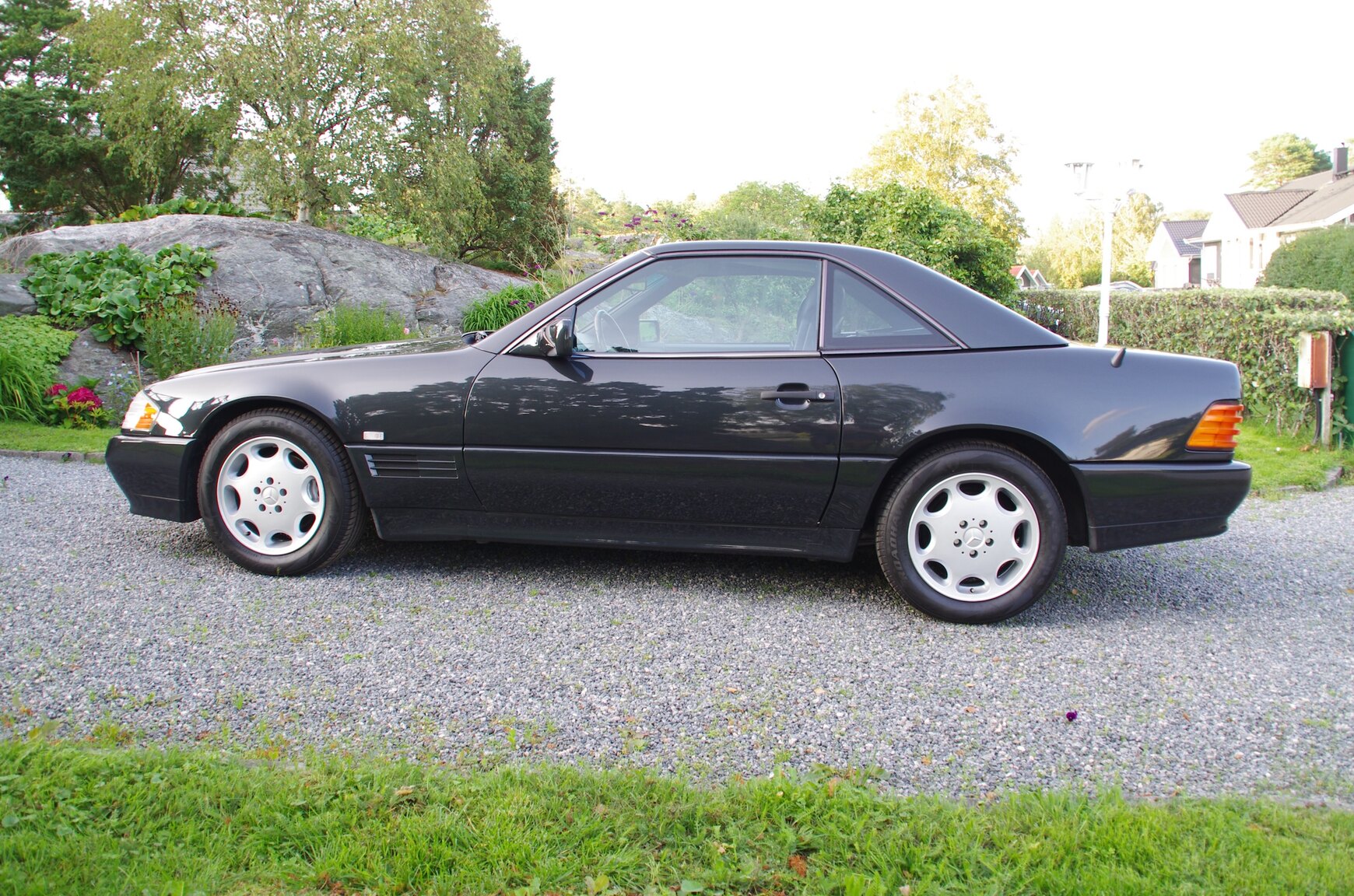 Exteriörbild på 1992 Mercedes-Benz 300 SL-24