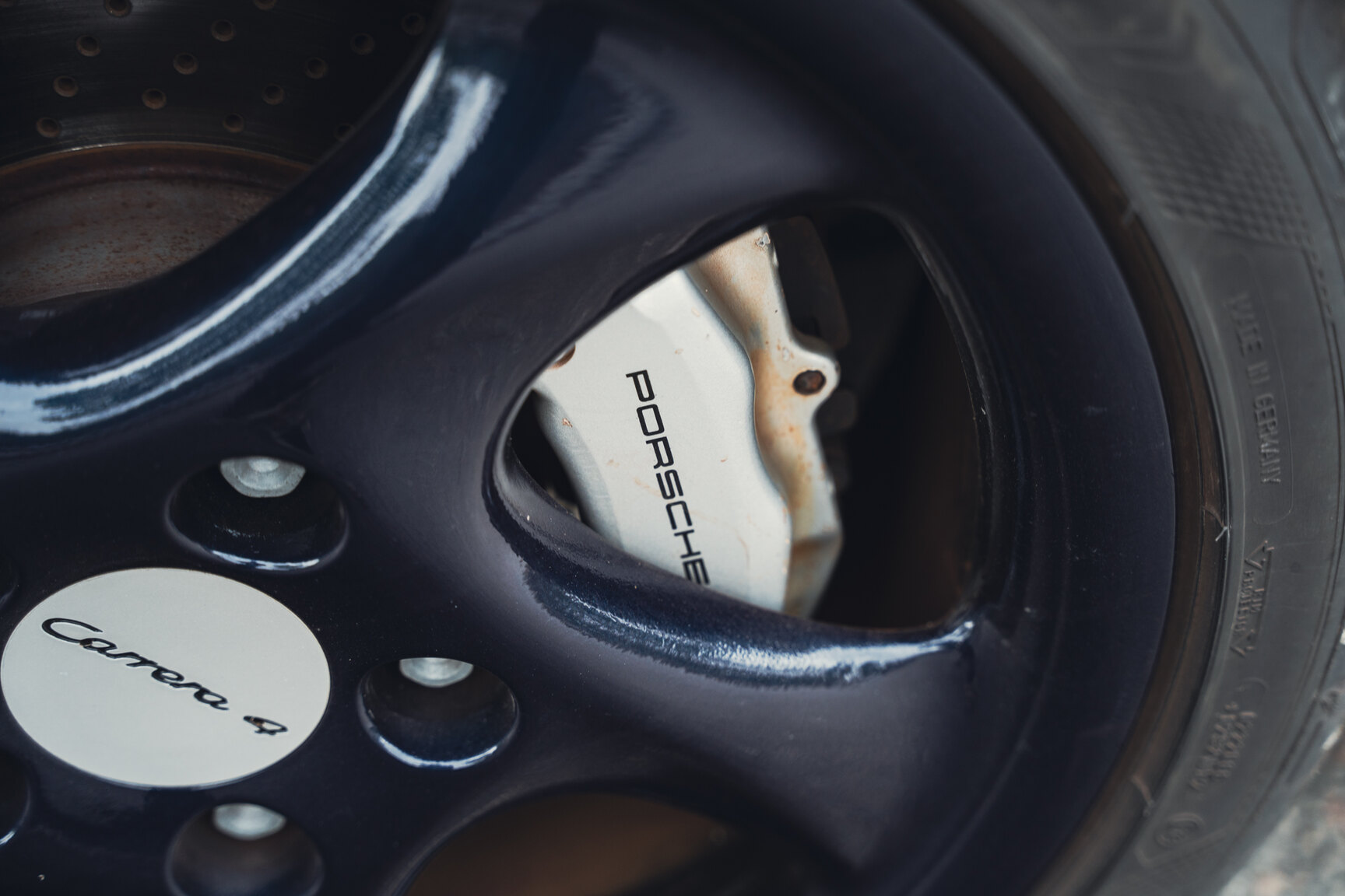 Exterior image of 1999 Porsche 911 Carrera 4