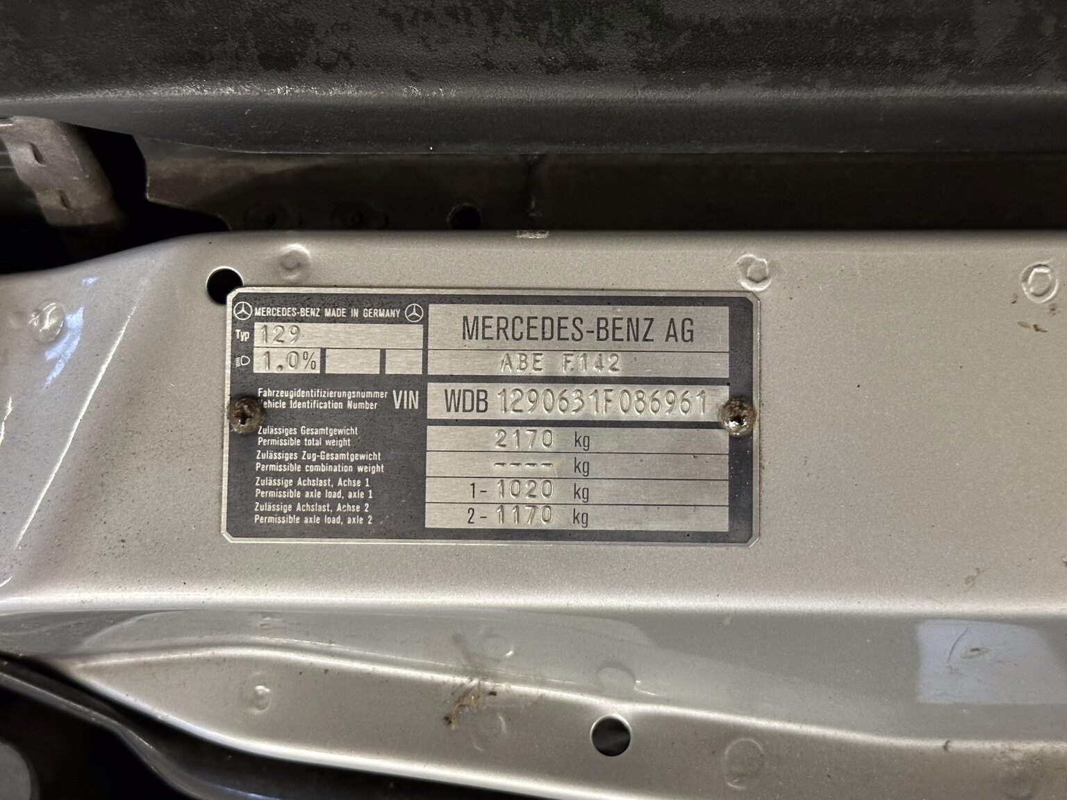 Image of 1993 Mercedes-Benz SL 320 mechanics