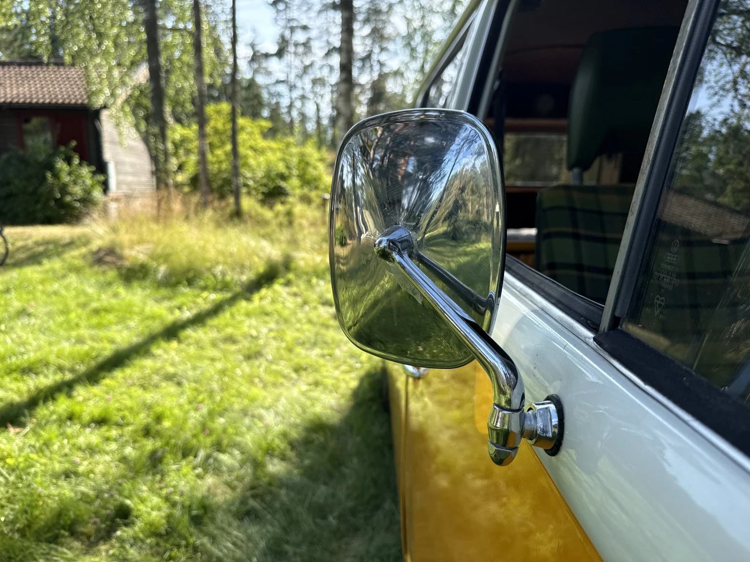 Aussenfoto 1975 Volkswagen Transporter Campervan (32)