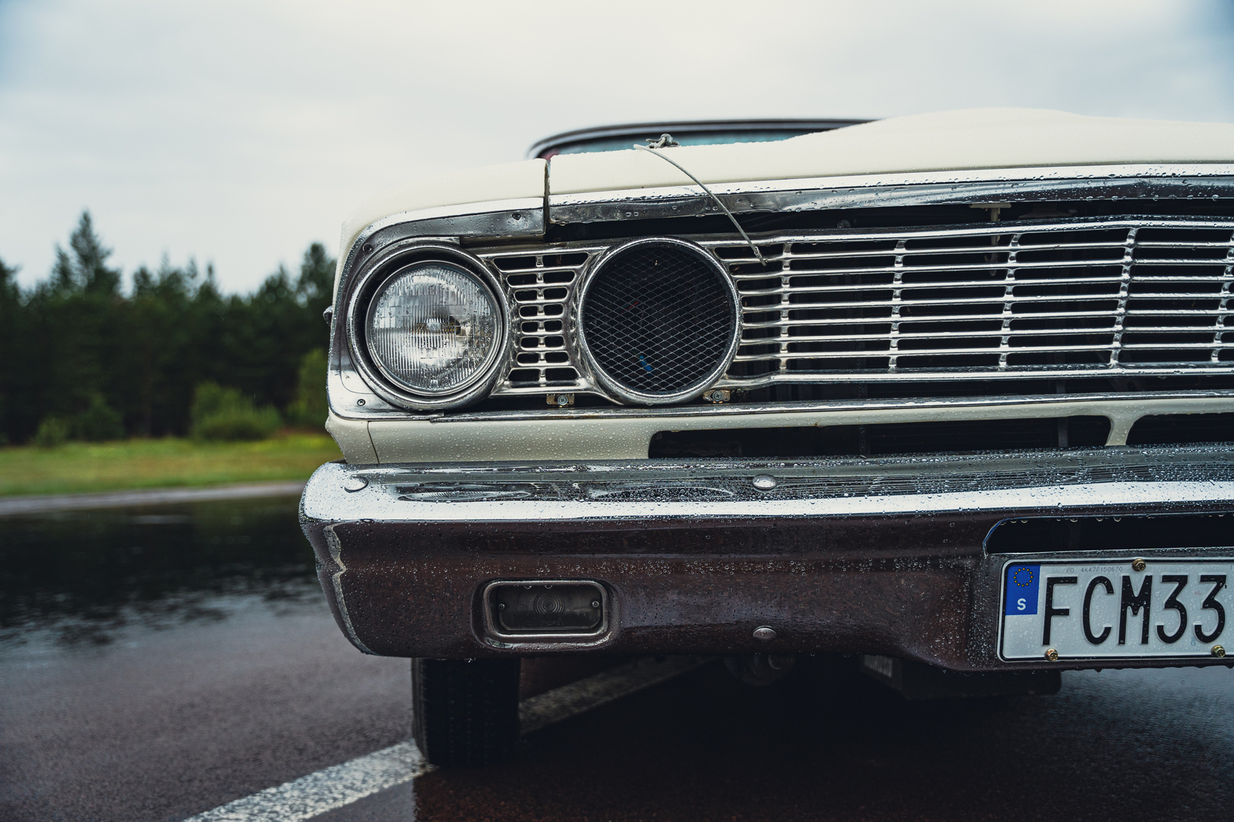 Aussenfoto 1964 Ford Fairlane 500 Sport Coupé (27)