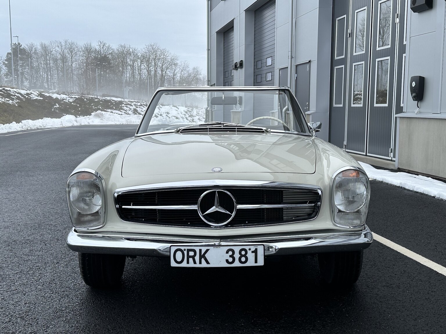 Aussenfoto 1968 Mercedes Benz SL 280 Pagoda (4)