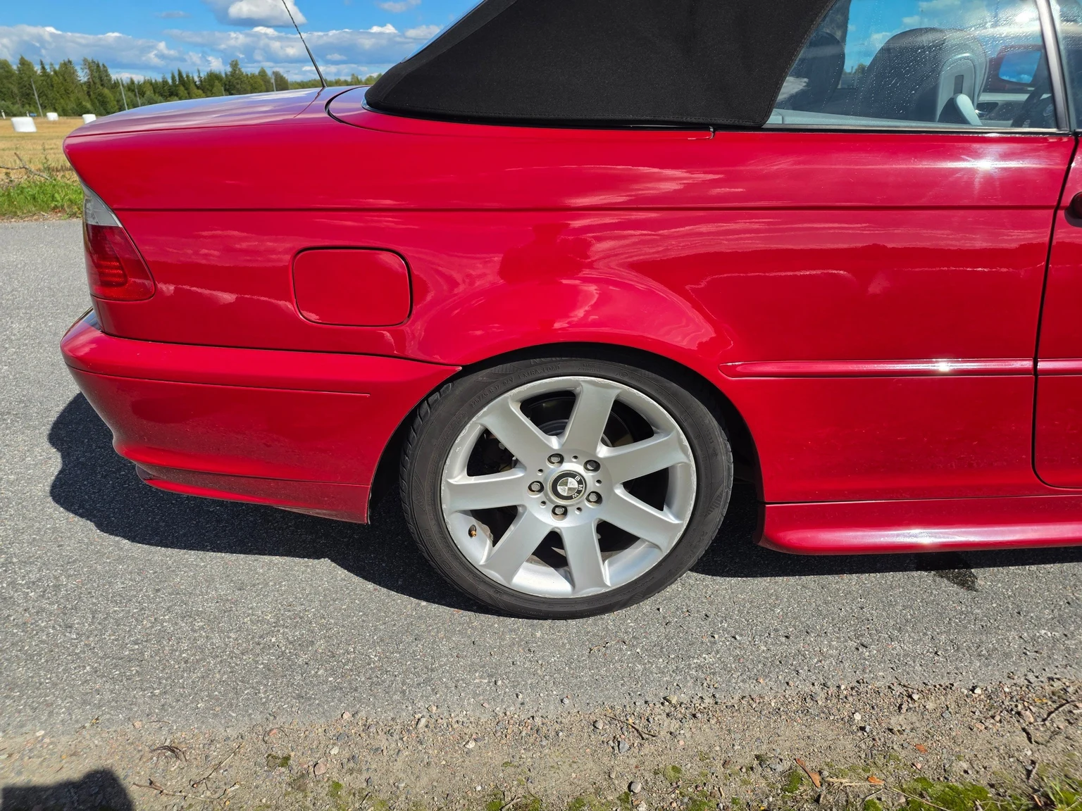 Aussenfoto 2002 BMW 330Ci Convertible (32)