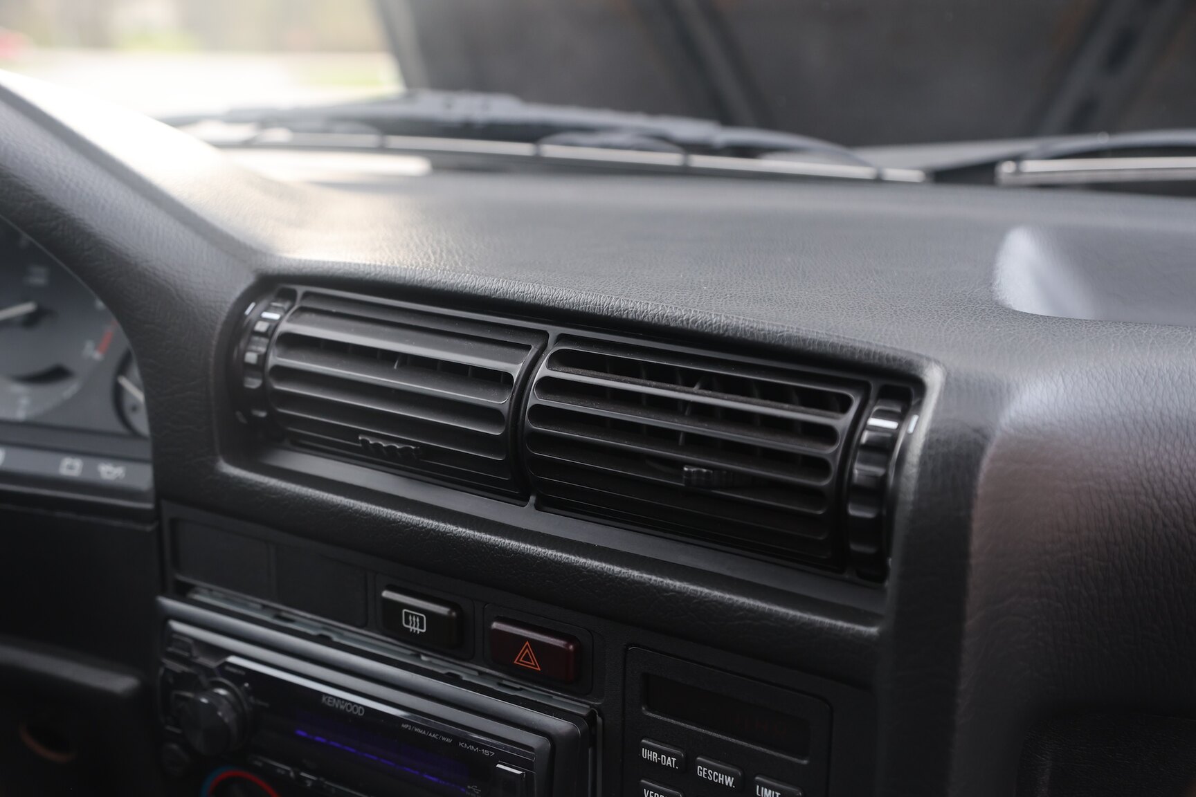 Interiörbild 1989 BMW 325i