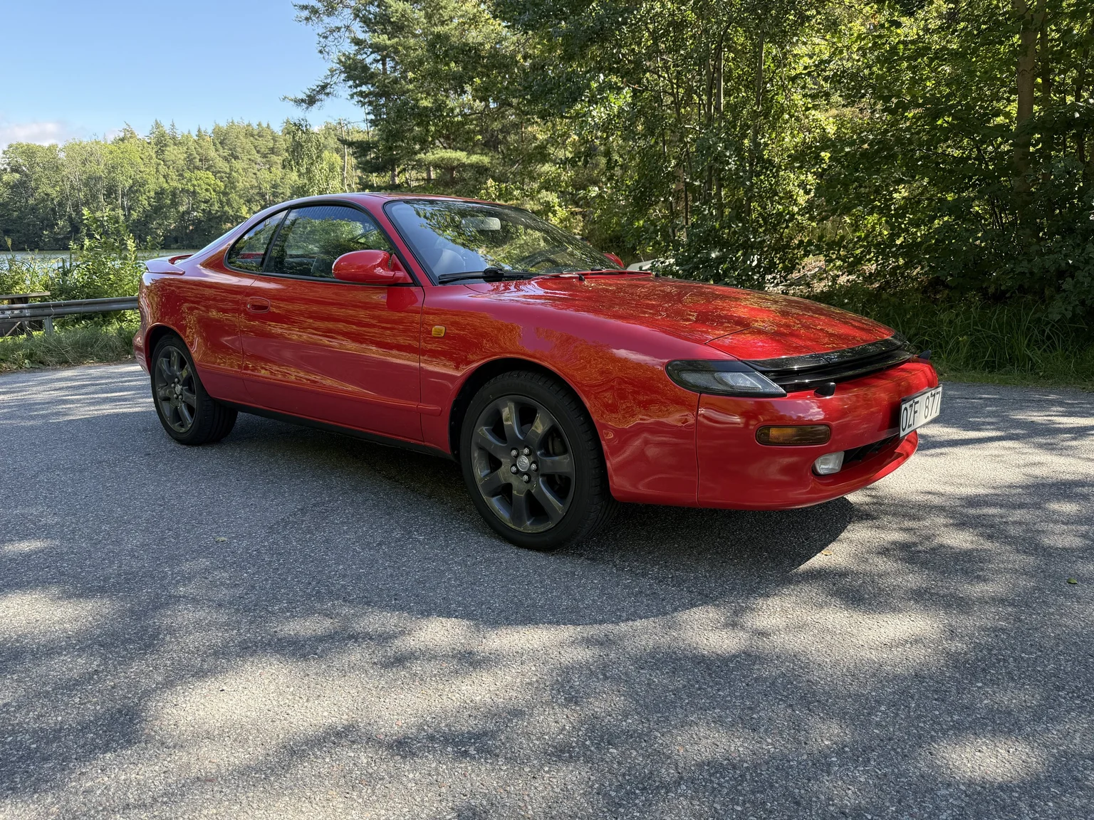Exterior image of 1990 Toyota Celica (18)