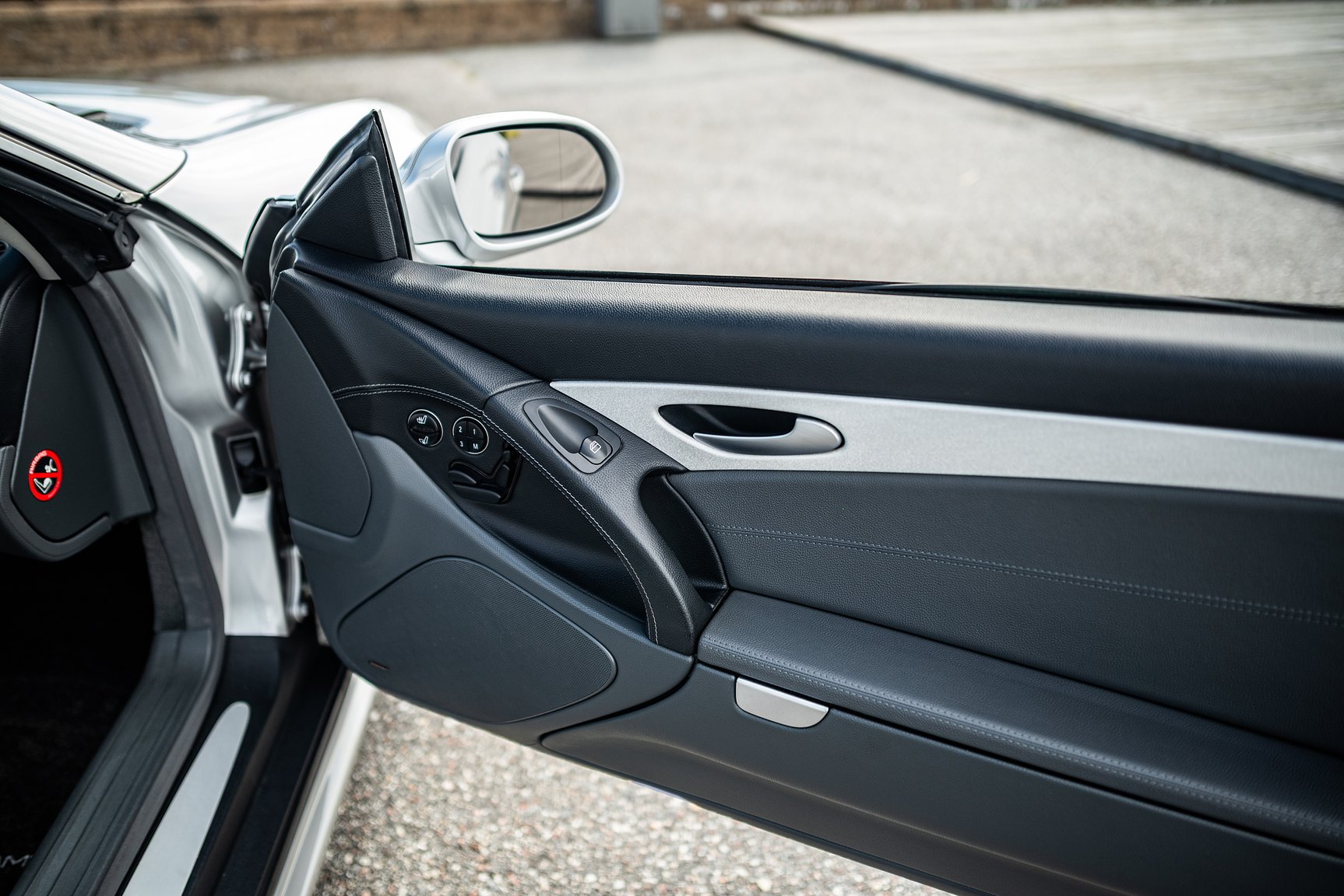 Interior image of 2002 Mercedes SL 55 AMG