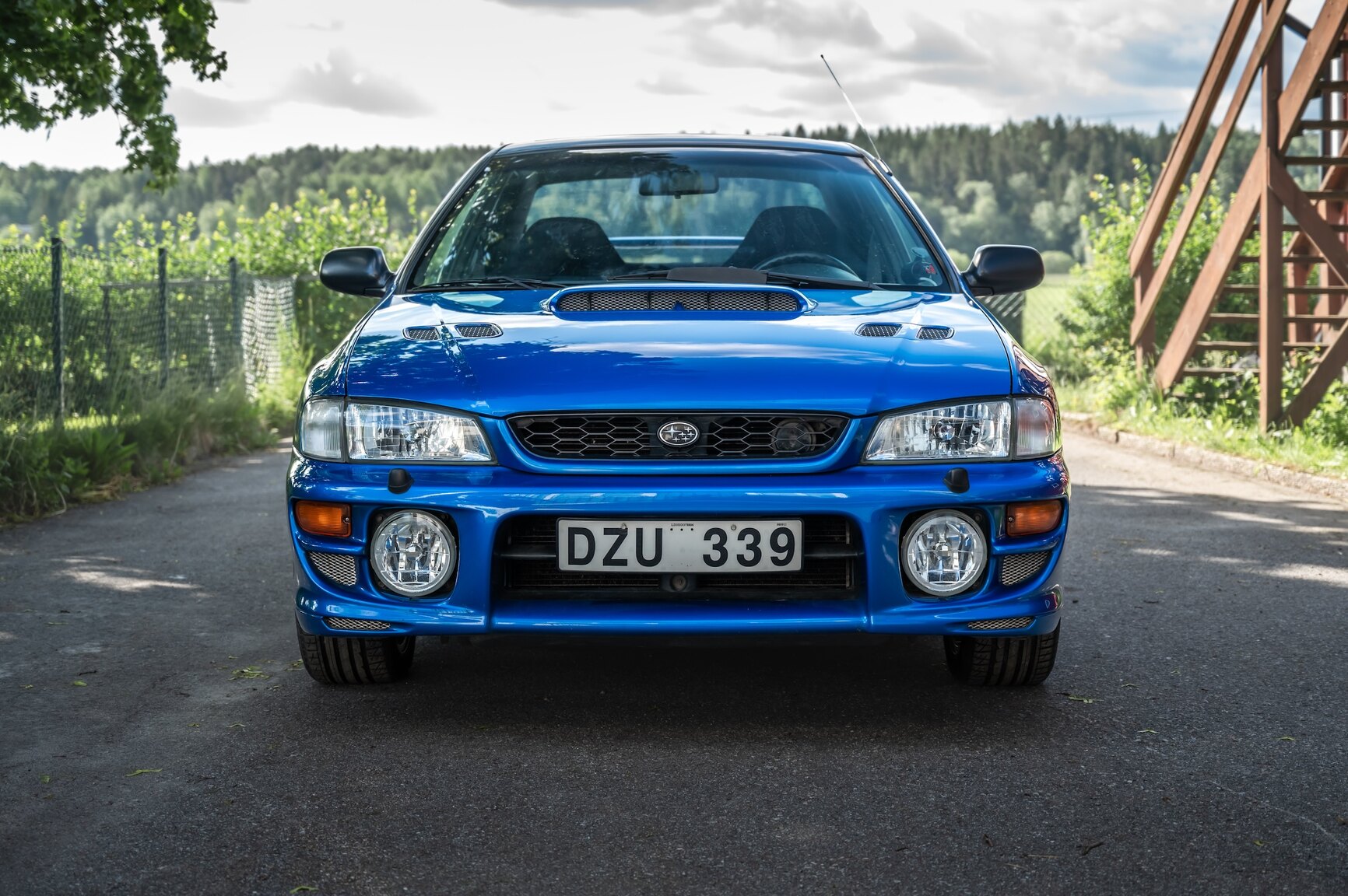Exteriörbild på 1999 Subaru Impreza GT