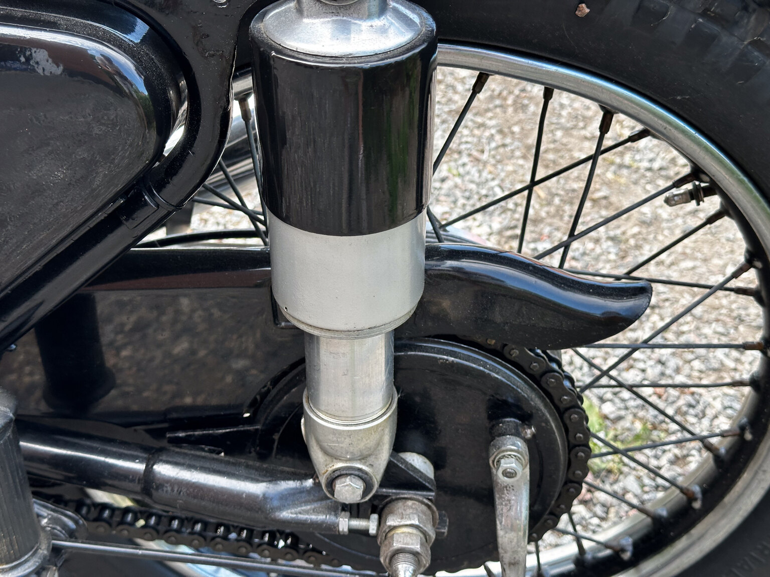 Image of 1952 AJS 16MS 350cc Matchless-replica mechanics