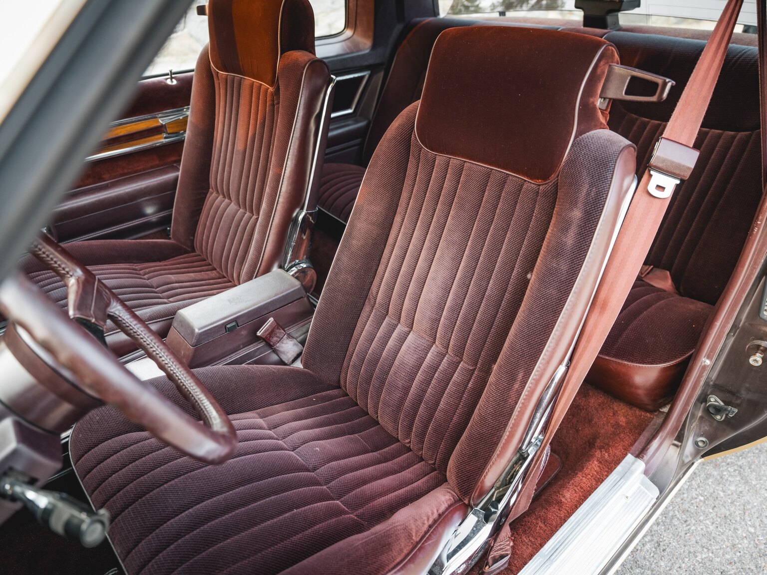 Interior image of 1986 Oldsmobile Cutlass 442